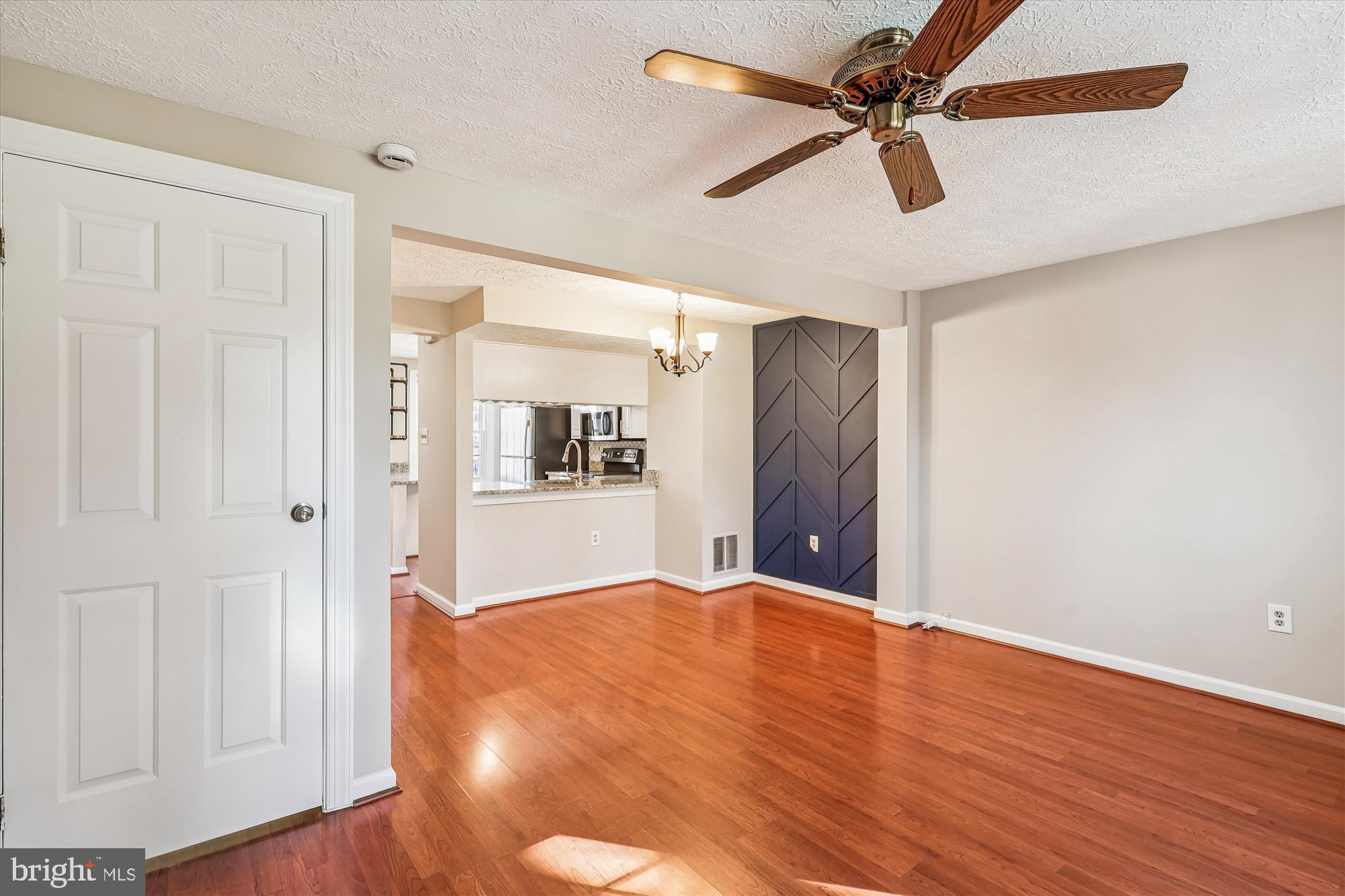 LEISHEAR VILLAGE - Residential