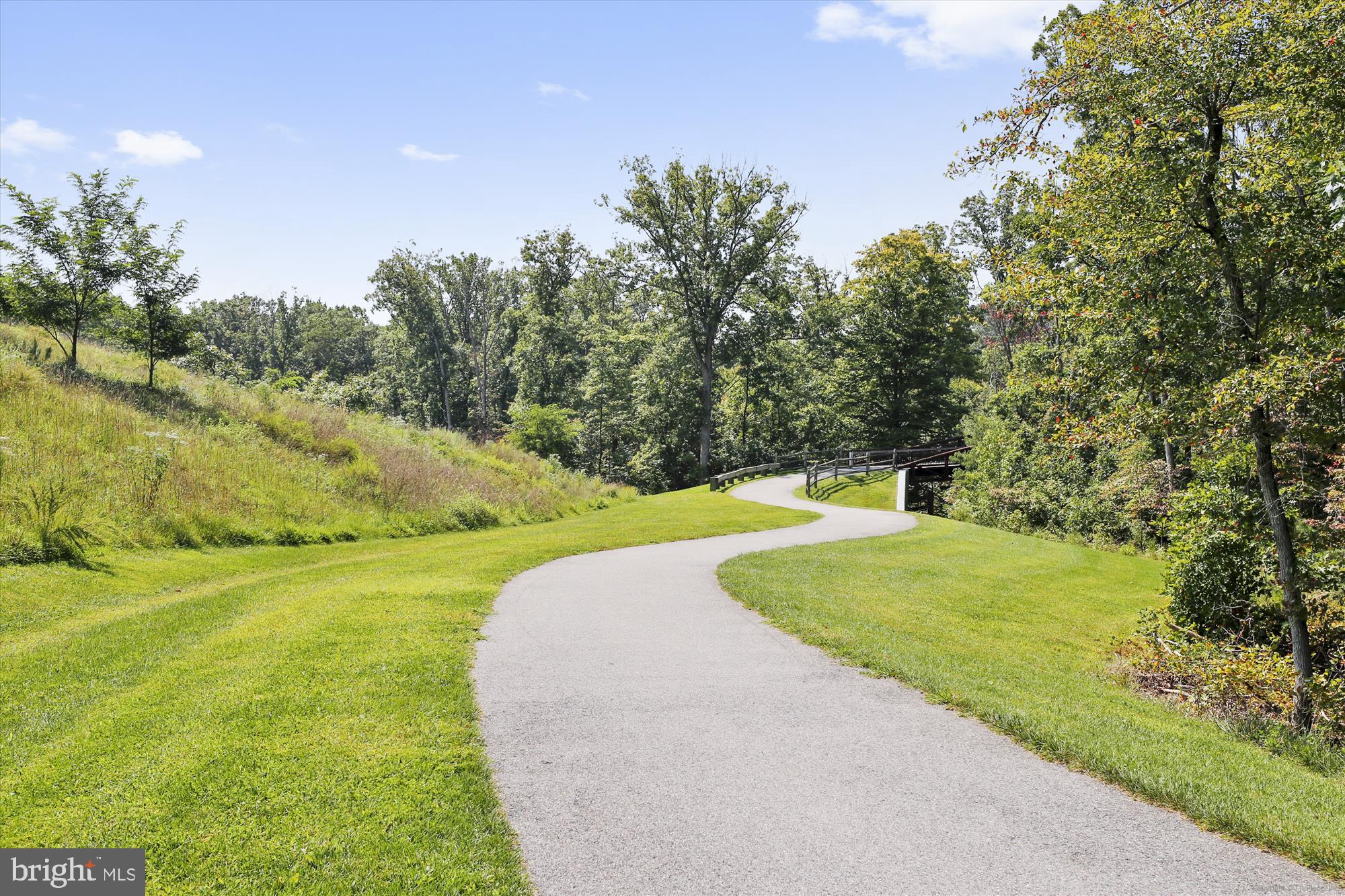 LEISHEAR VILLAGE - Residential