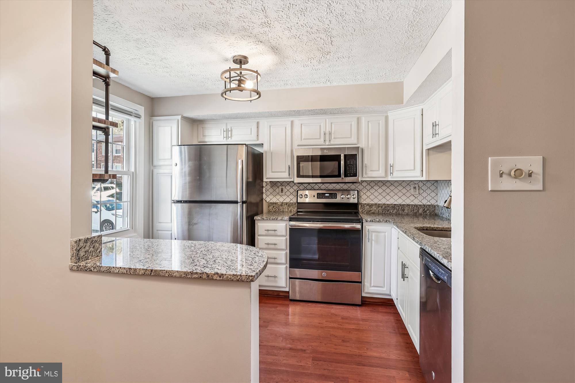 LEISHEAR VILLAGE - Residential