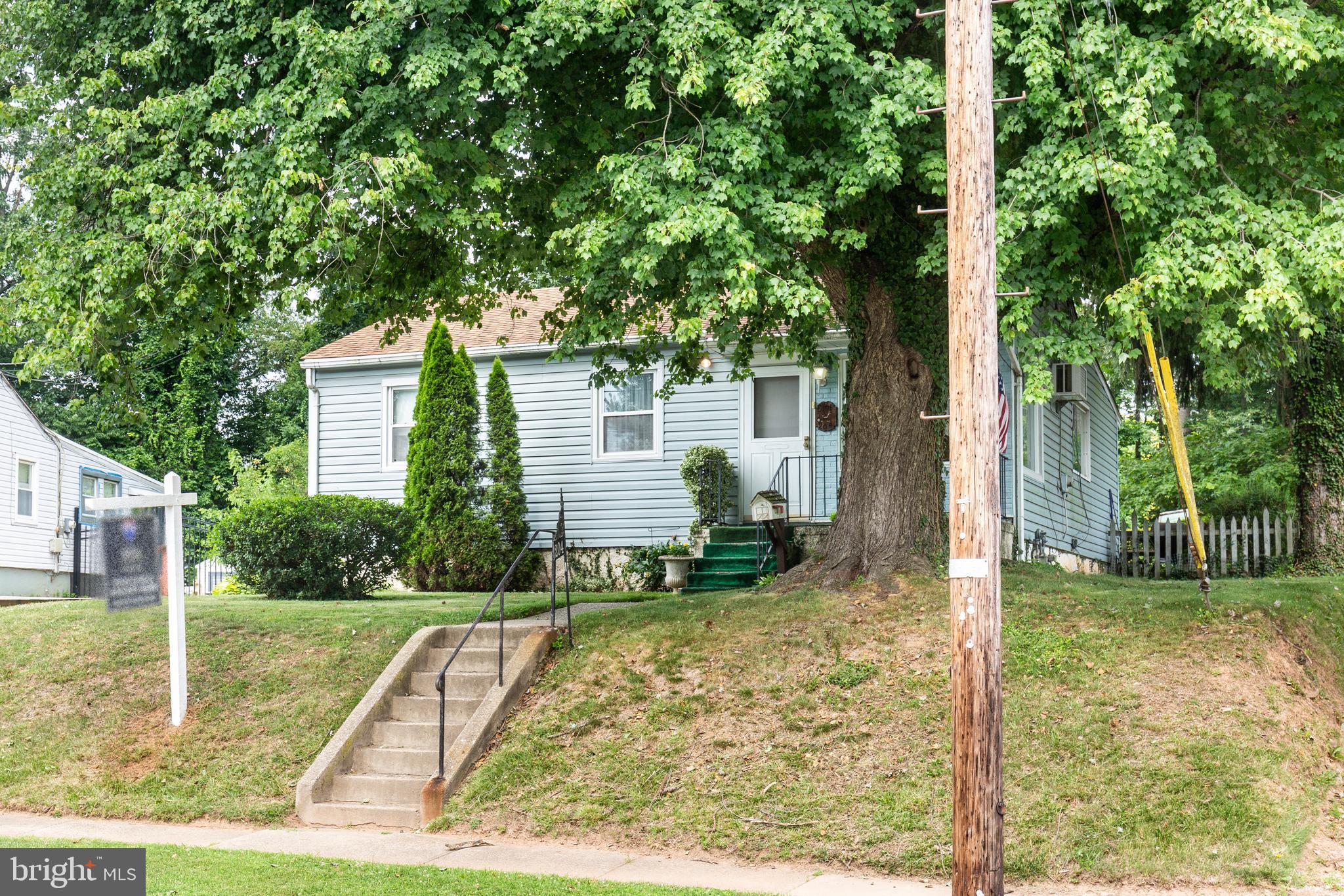 204 UPPERGATE COURT