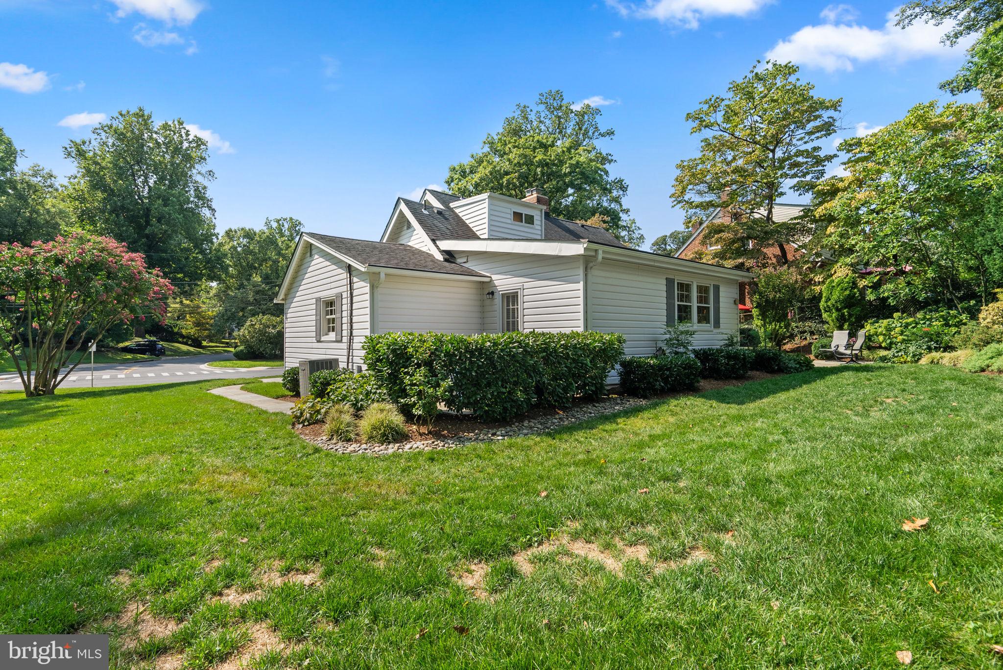 WOODMOOR - Residential