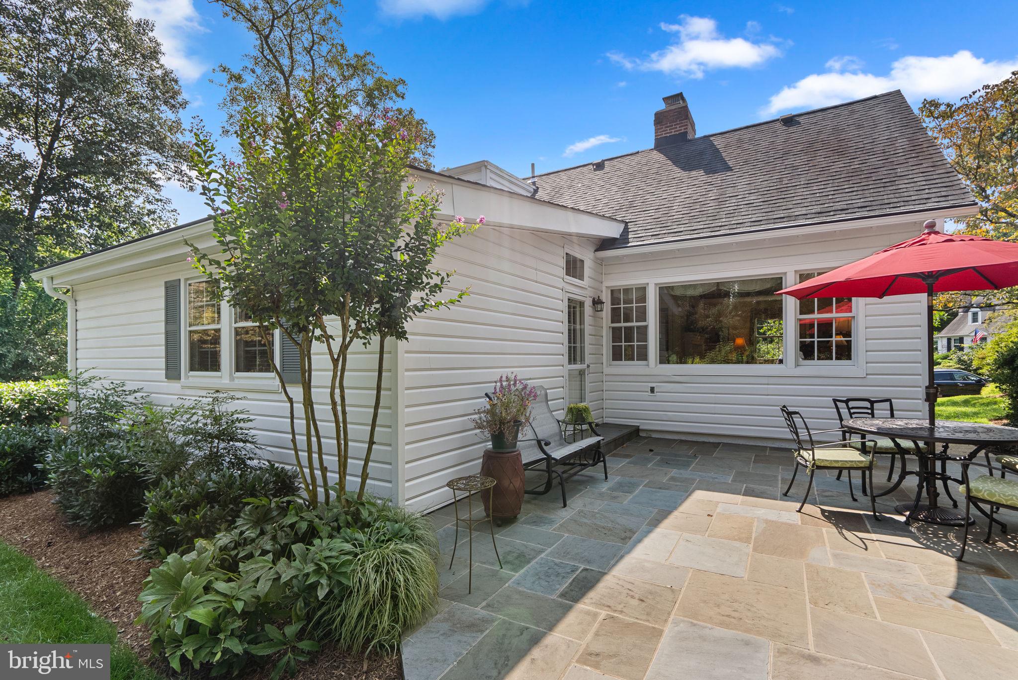 WOODMOOR - Residential