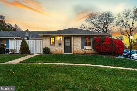 354 VALLEYBROOK DRIVE LANCASTER PA 17601