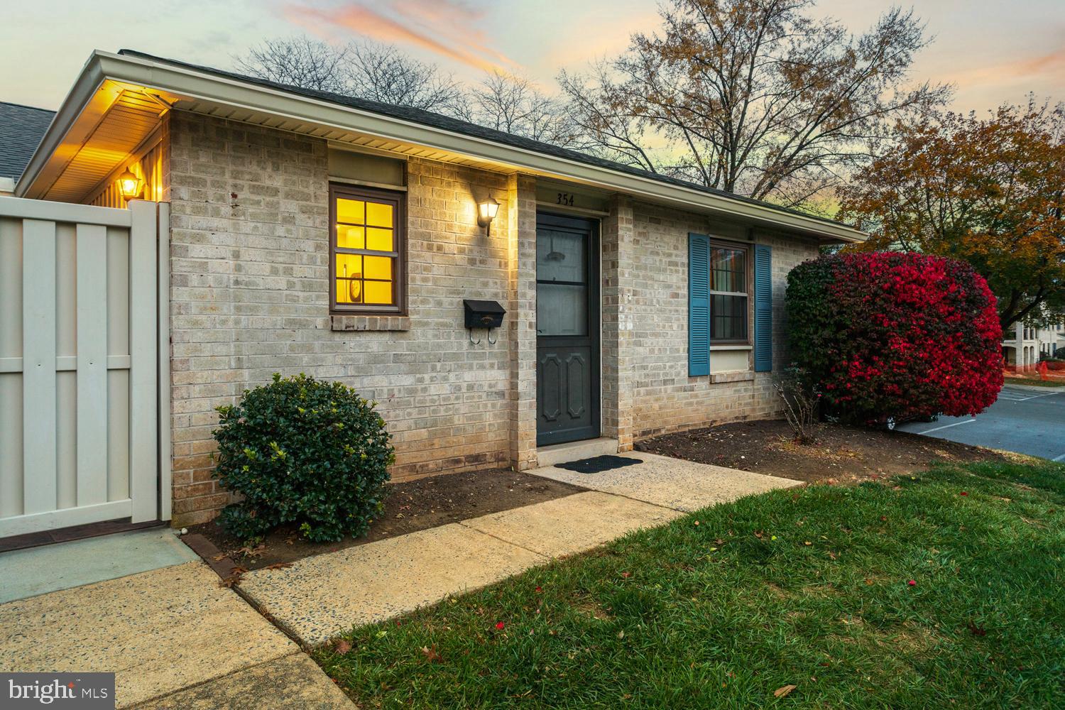 354 VALLEYBROOK DRIVE