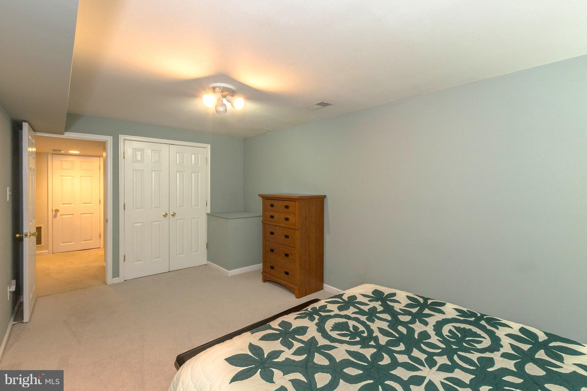 VILLAGE OF HICKORY RIDGE - Residential