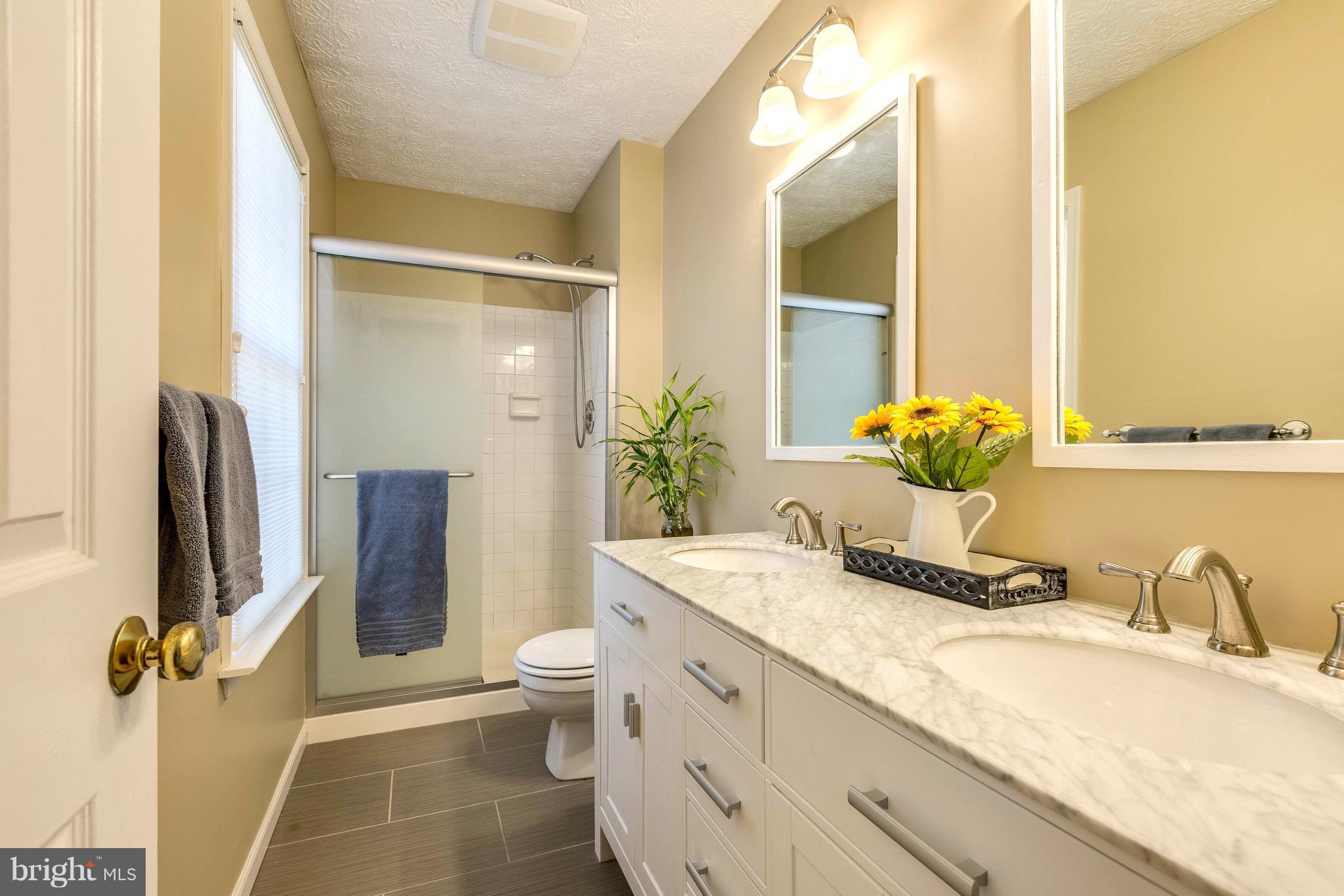 VILLAGE OF HICKORY RIDGE - Residential