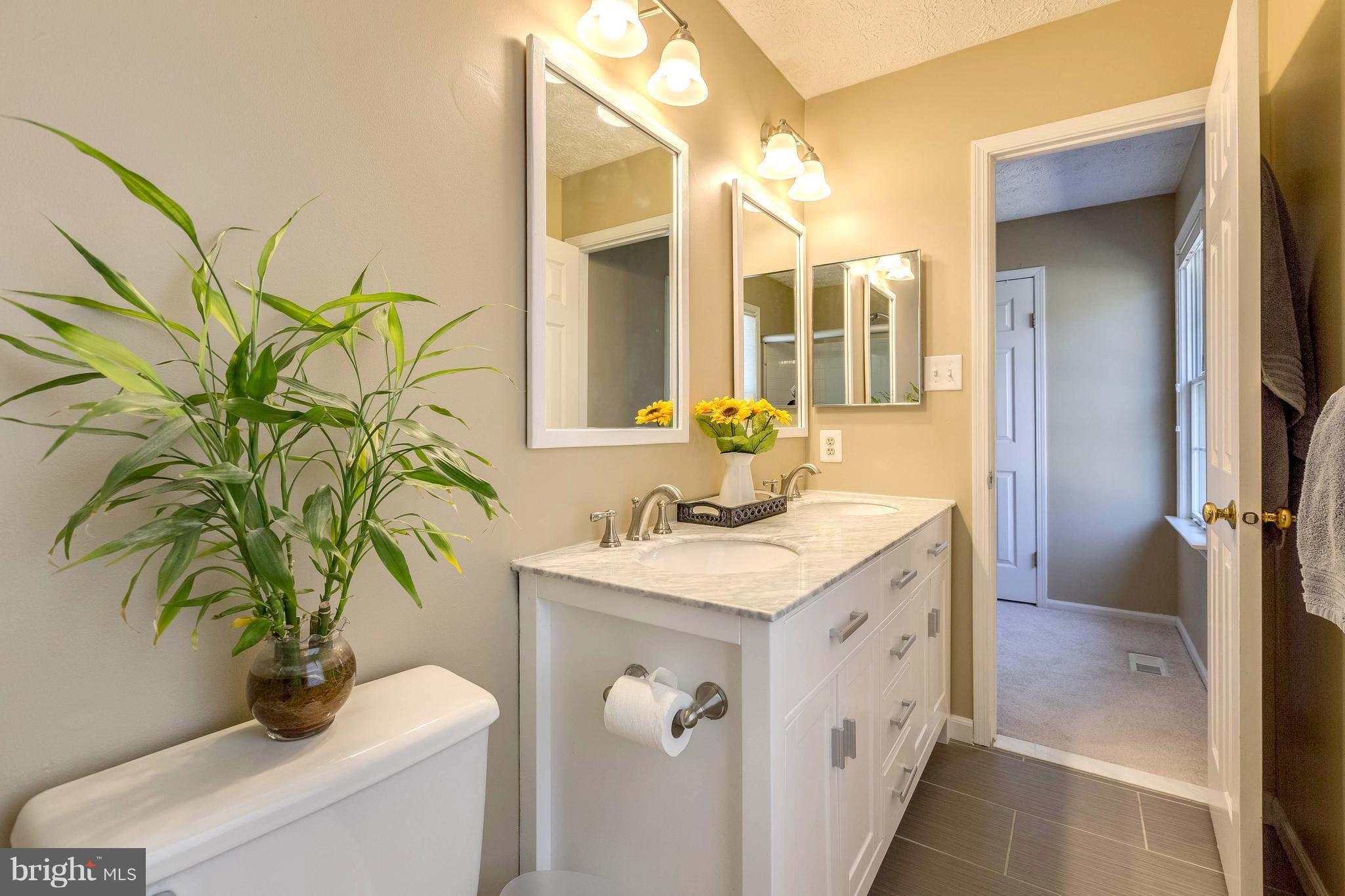 VILLAGE OF HICKORY RIDGE - Residential