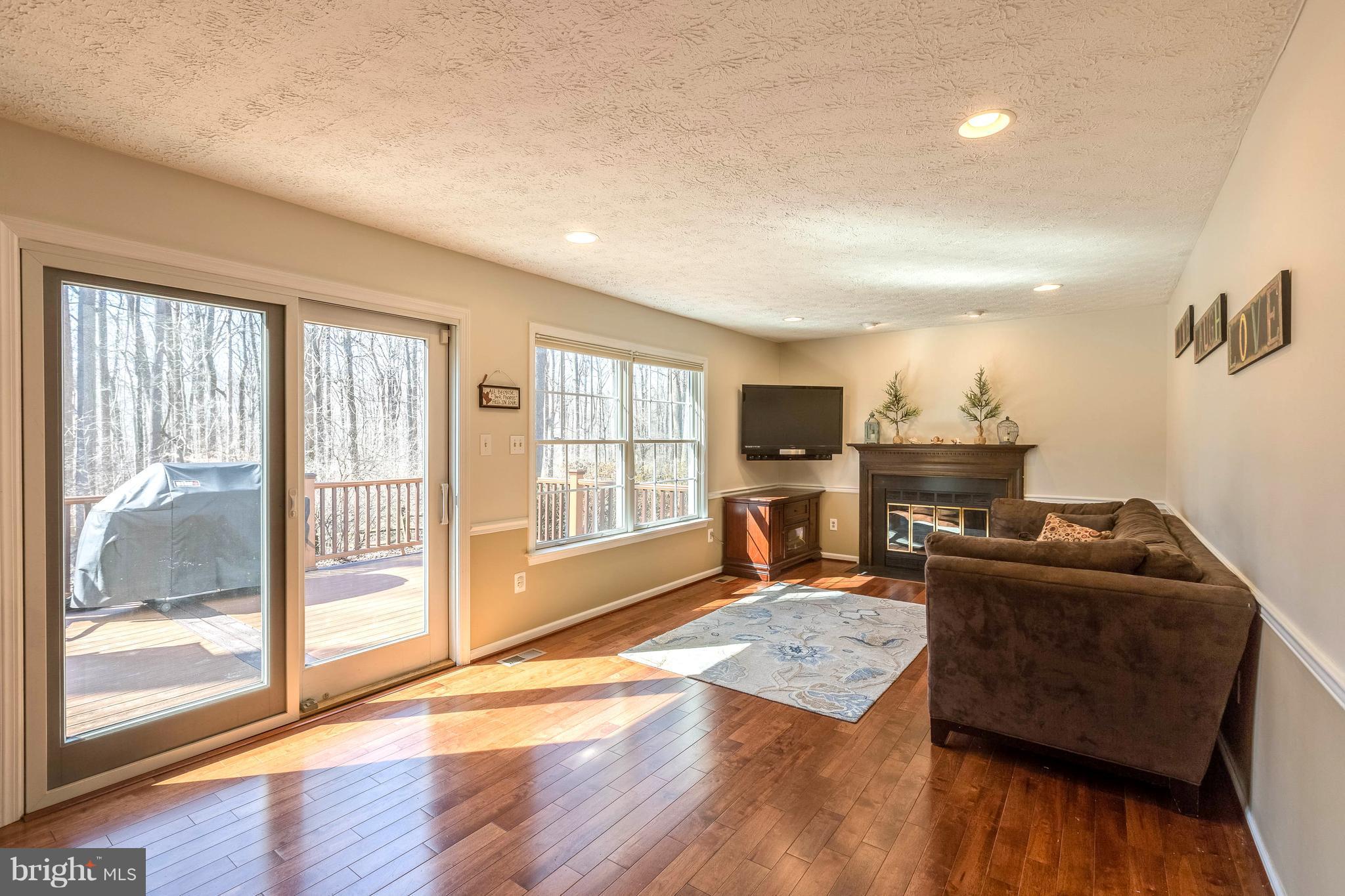 VILLAGE OF HICKORY RIDGE - Residential