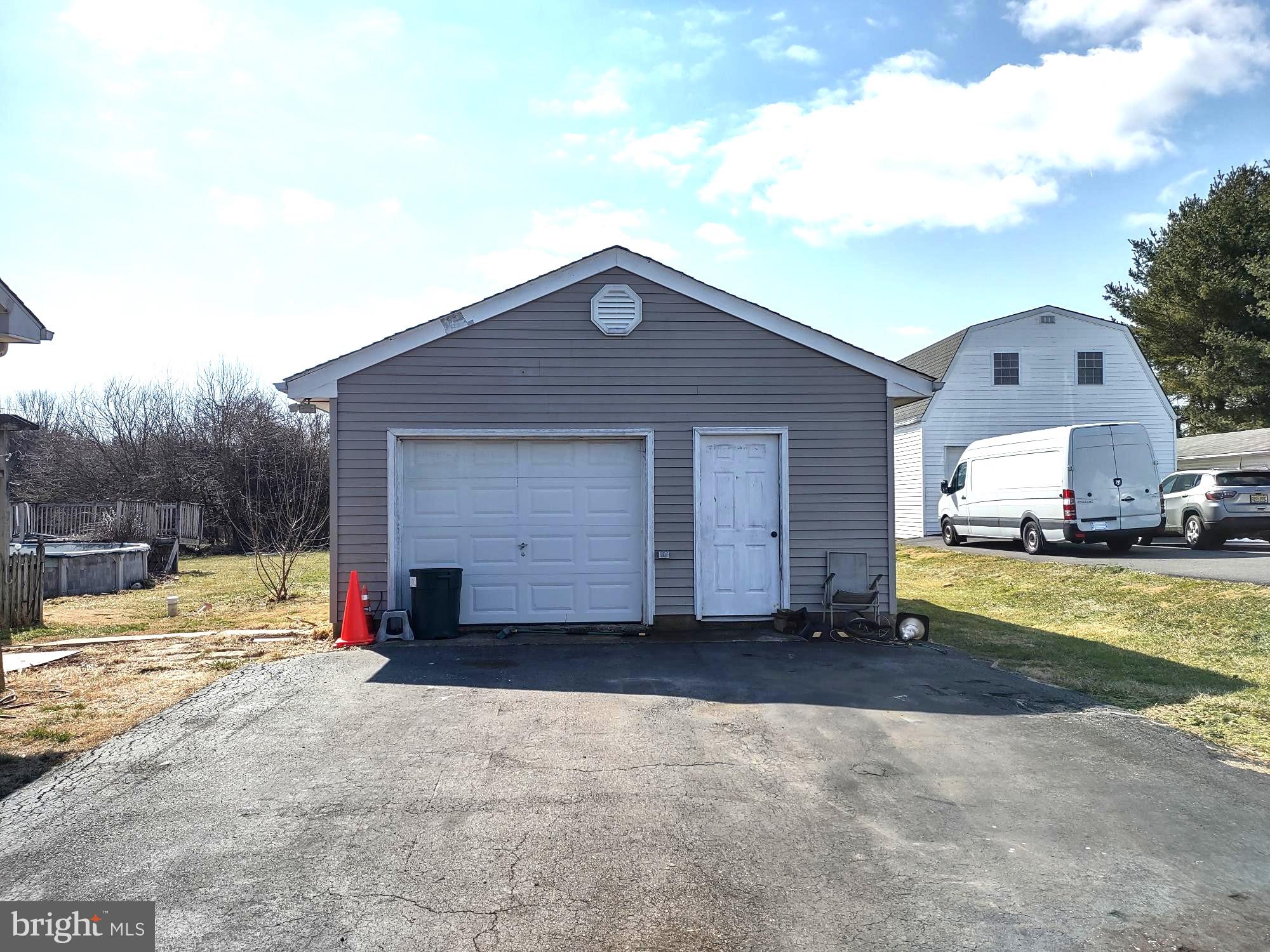 PRINCIPIO HEIGHTS - Residential