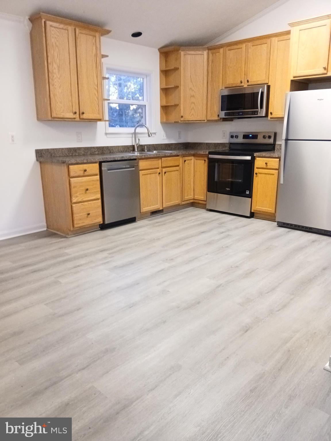 WESTMORELAND SHORES - Residential