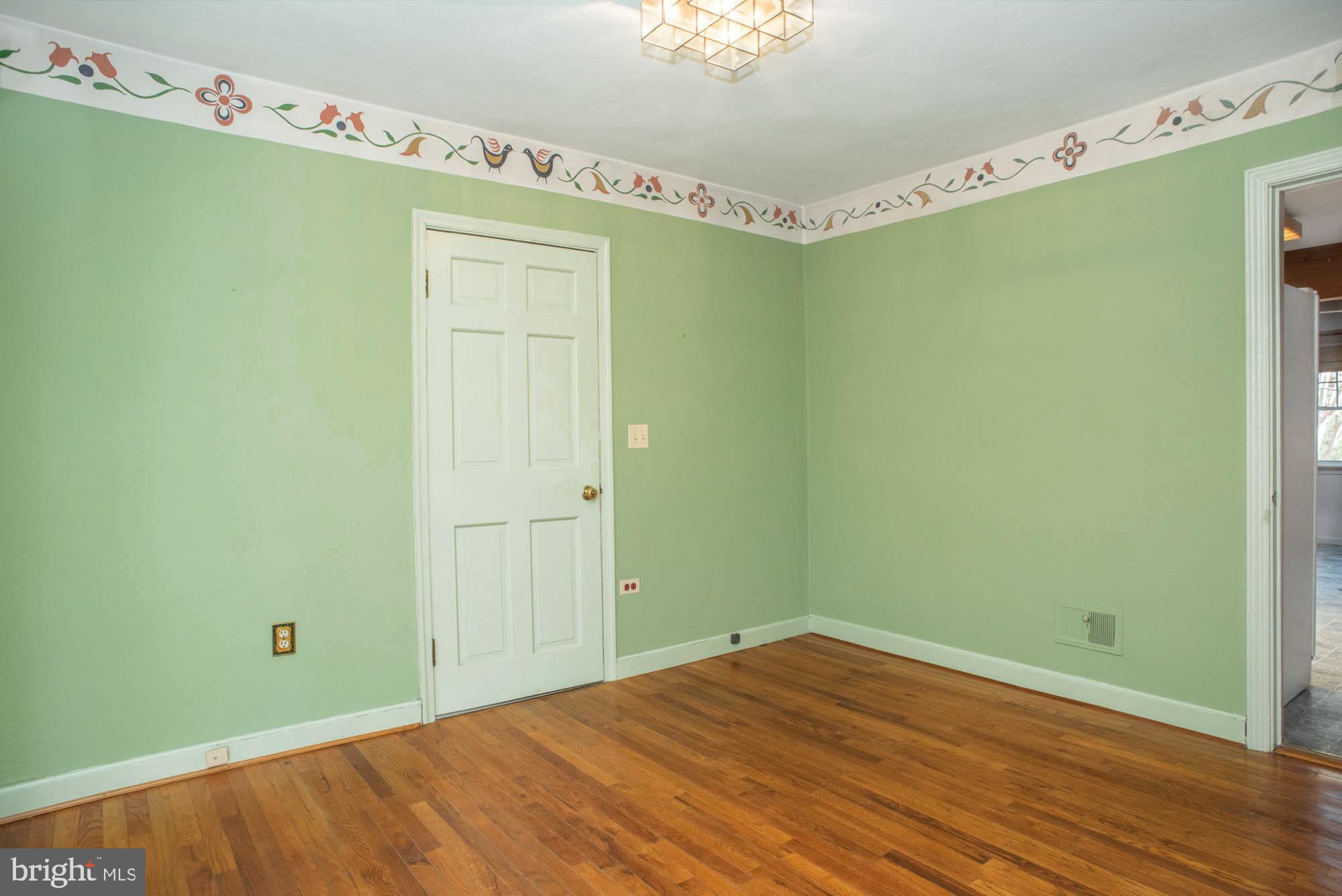 CEDAR CREST MANOR - Residential Lease