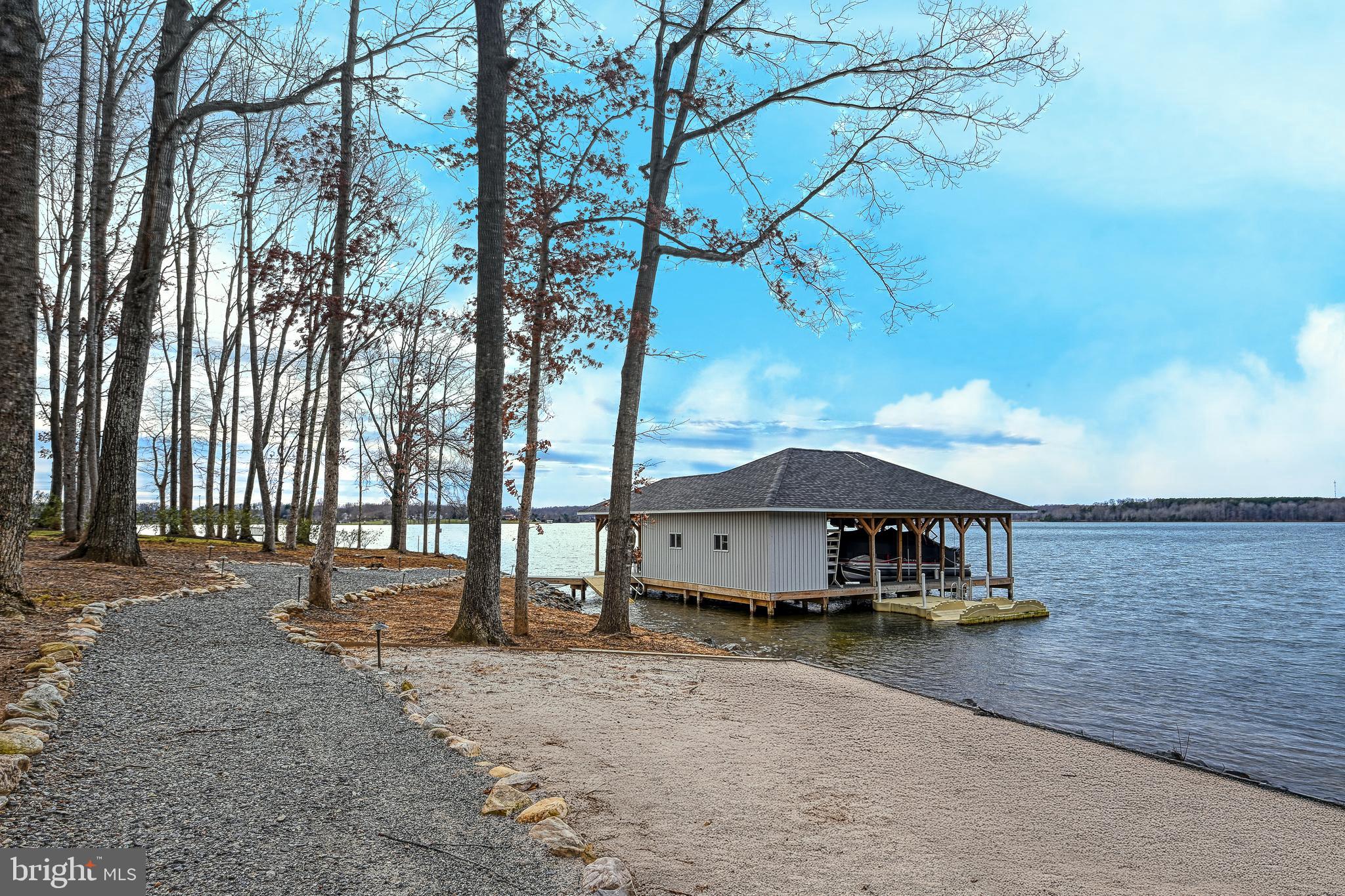 ANNA VISTA II - Residential