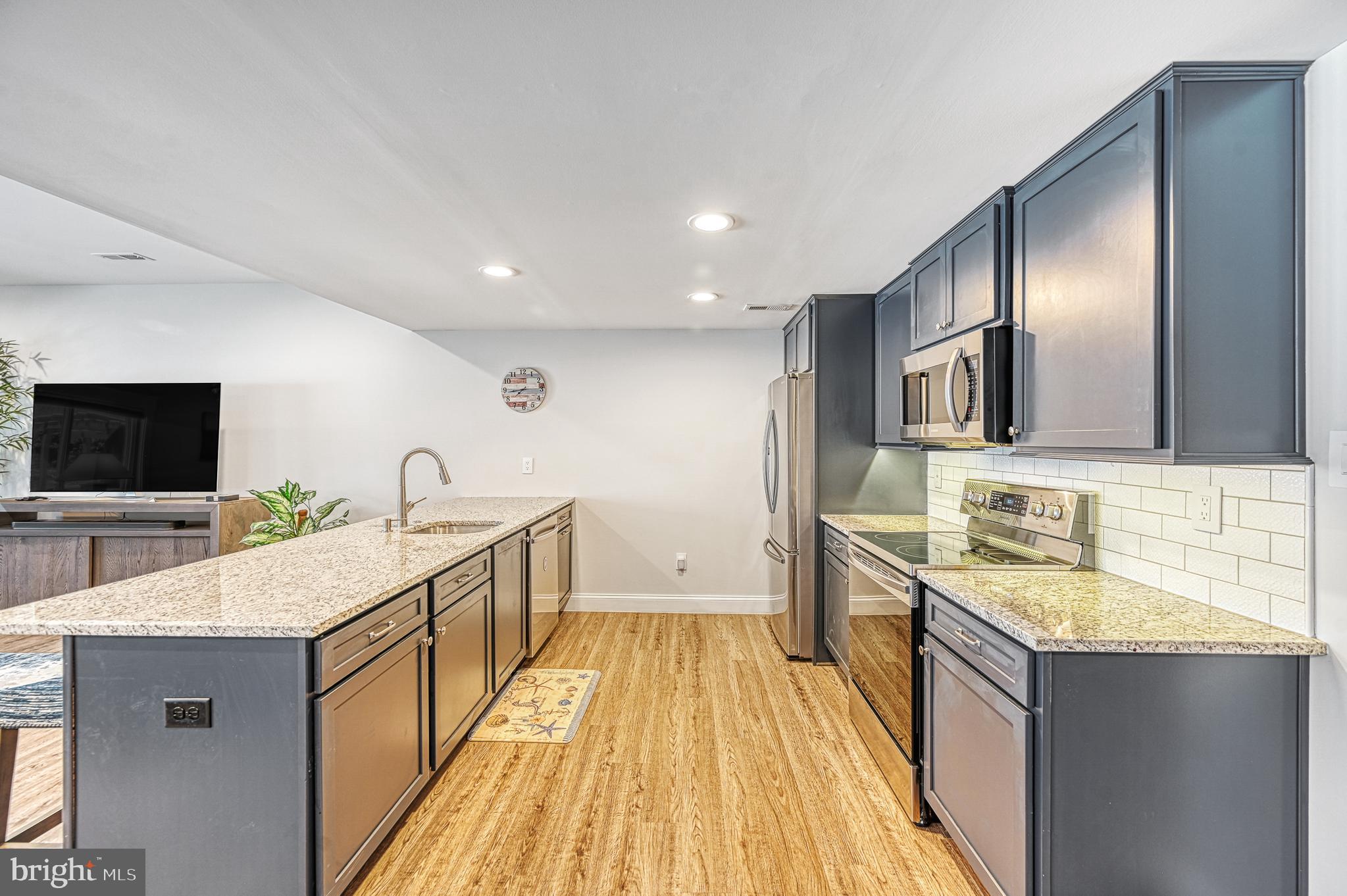 ANNA VISTA II - Residential