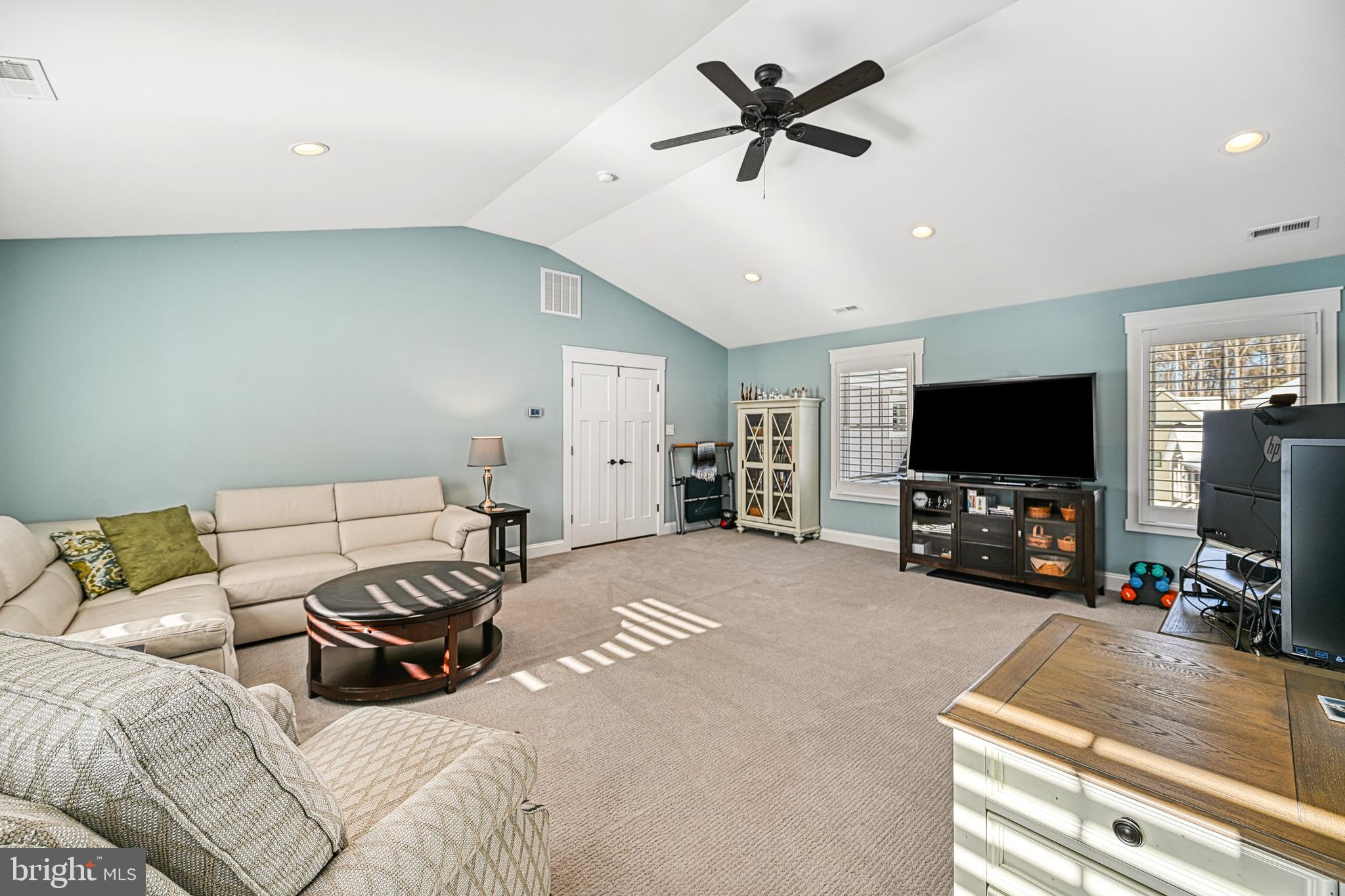 ANNA VISTA II - Residential