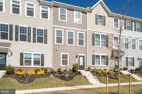 15 Capitol Mews, Ranson, WV MLS: WVJF2016426
