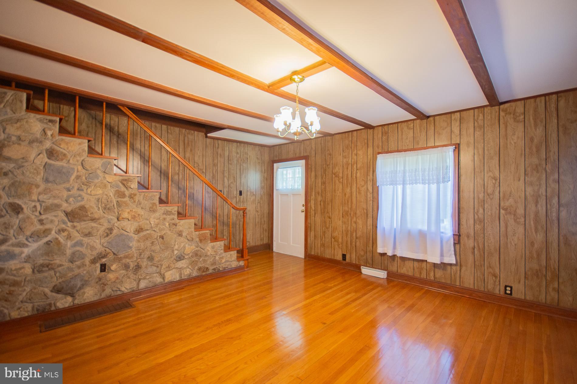 CAVALIER  HEIGHTS - Residential