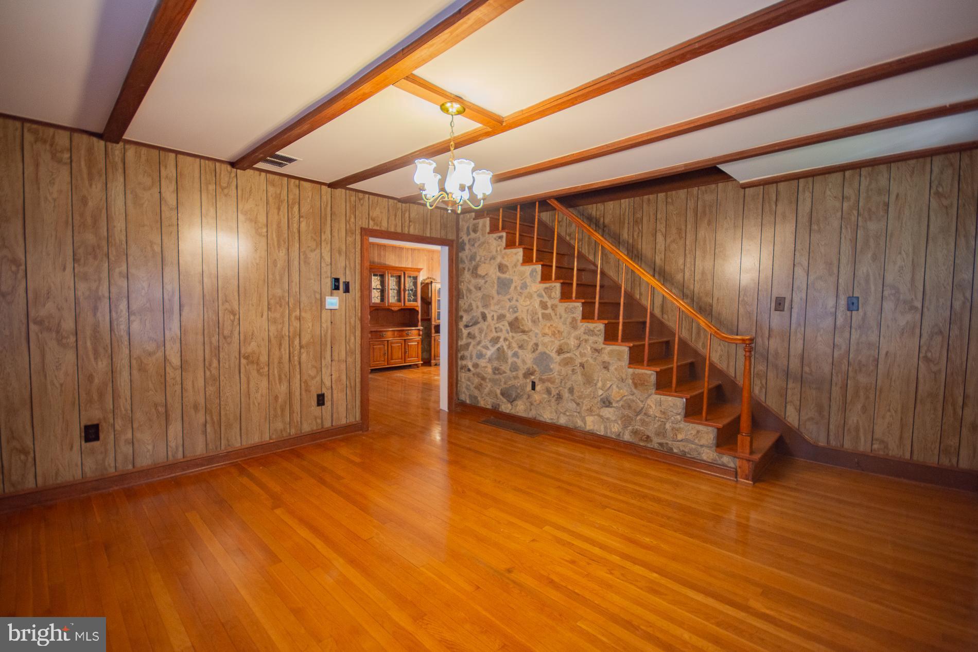 CAVALIER  HEIGHTS - Residential