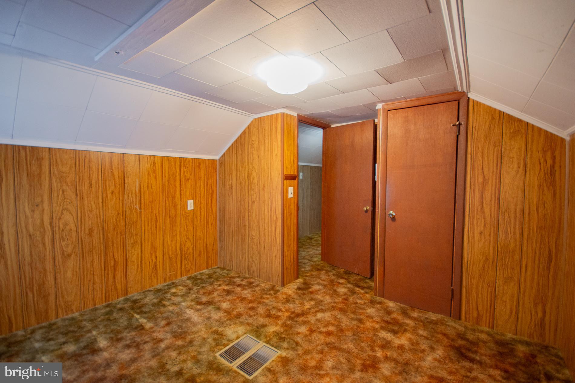 CAVALIER  HEIGHTS - Residential