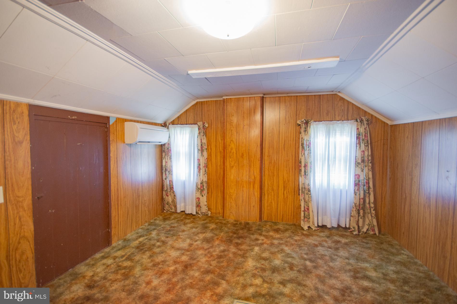 CAVALIER  HEIGHTS - Residential