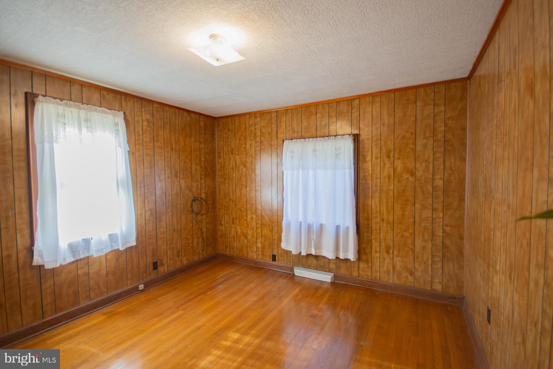 CAVALIER  HEIGHTS - Residential