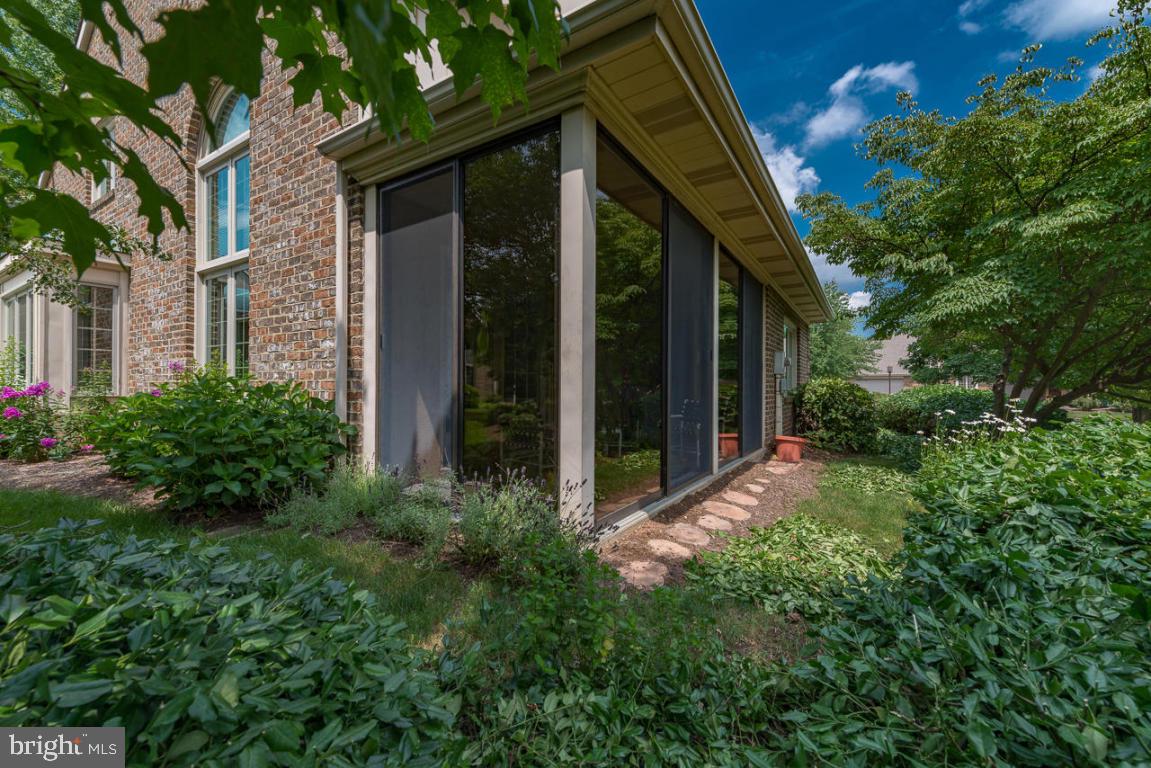 WILLOW VALLEY - Residential