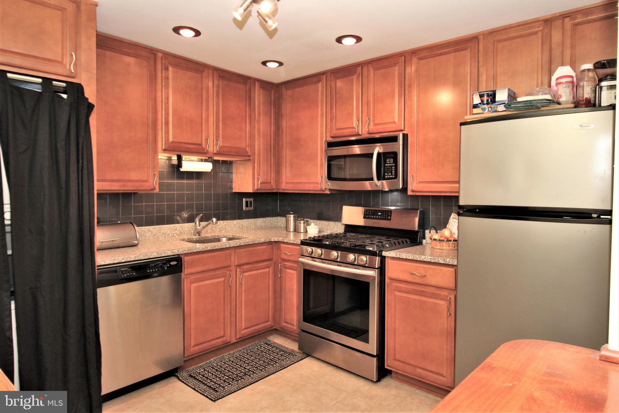 HERONS COVE - Residential