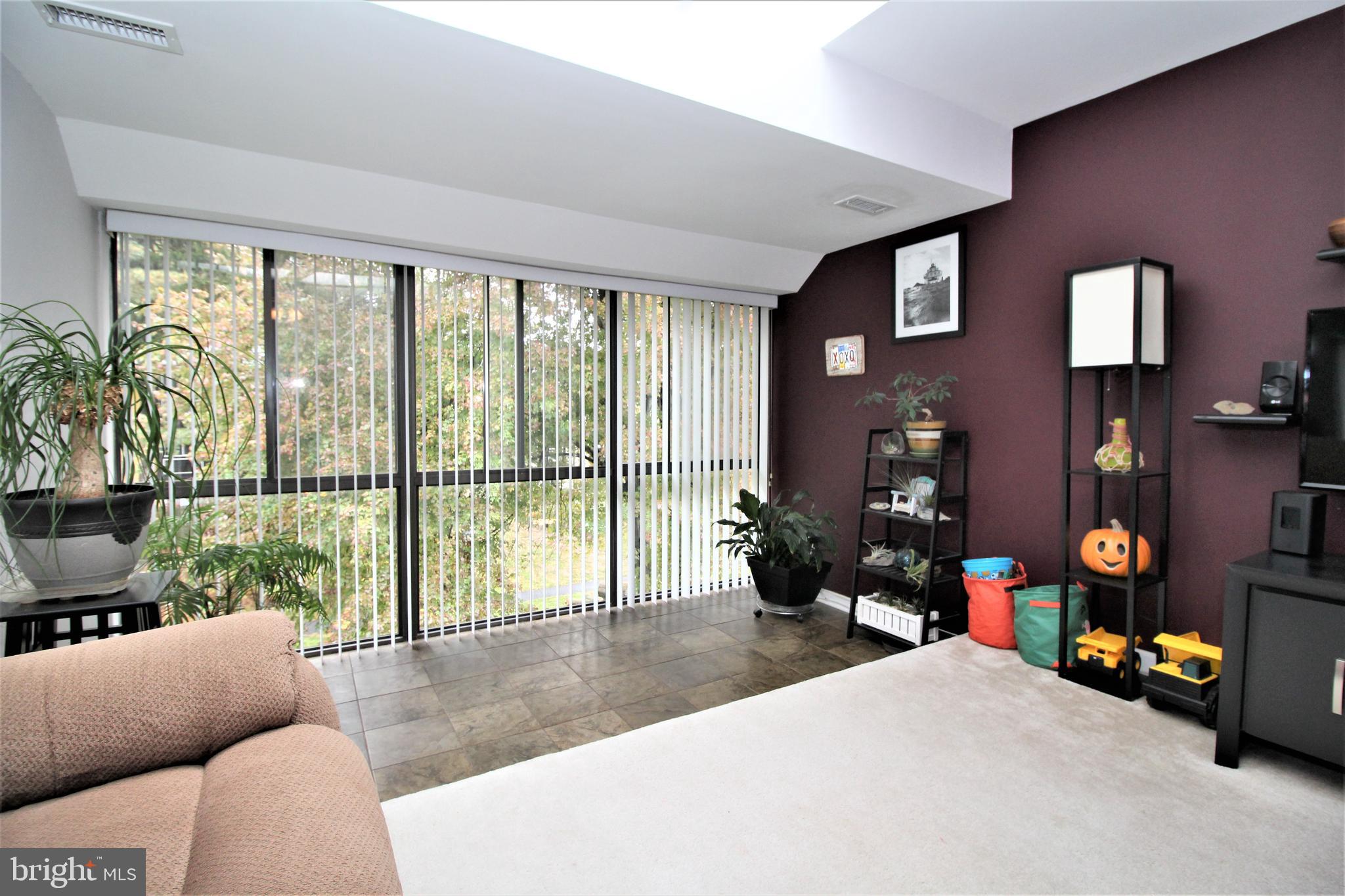 HERONS COVE - Residential