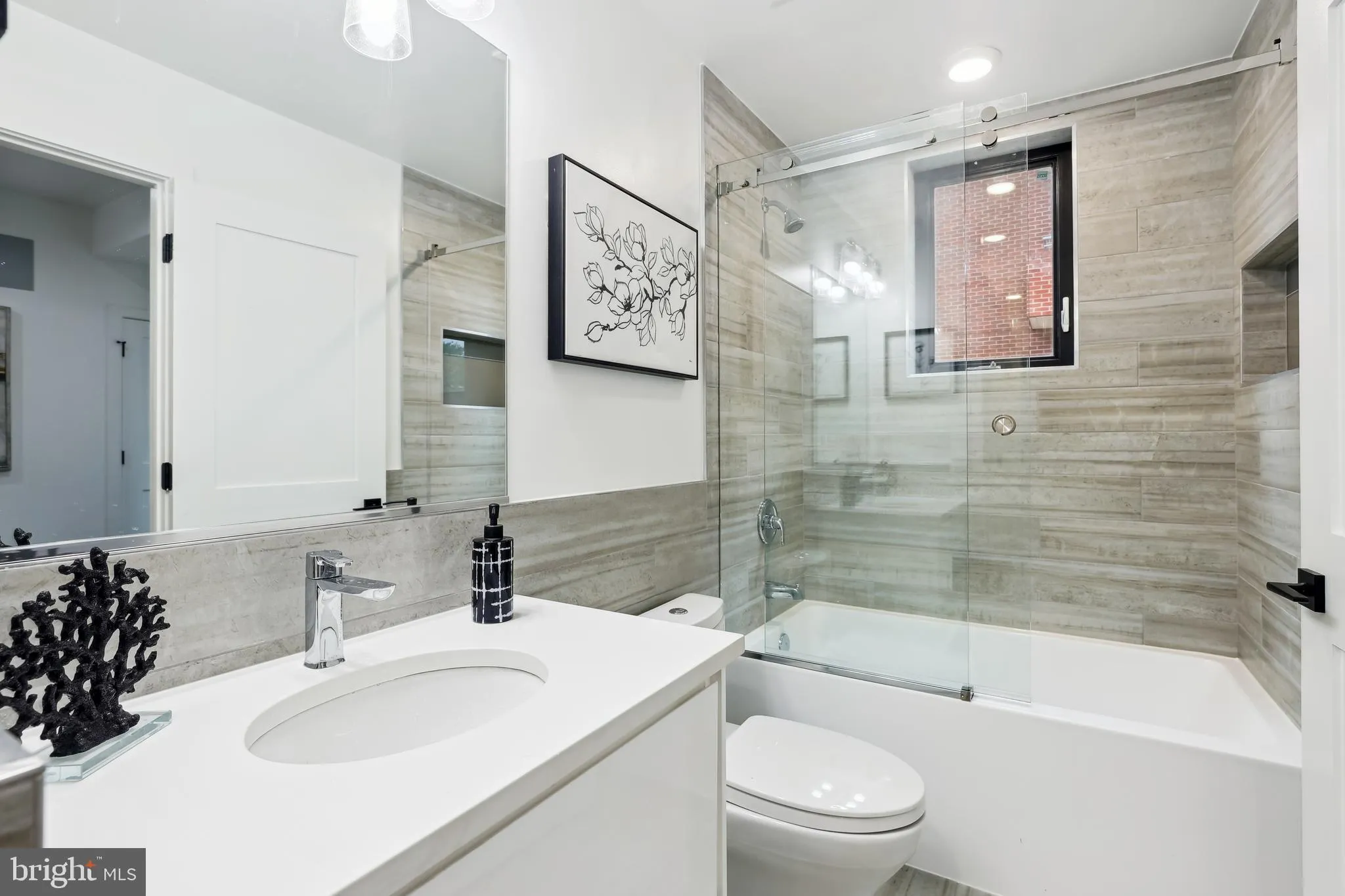 Additional image 55 of 304 K Street NE Unit 1, Washington, DC 20002