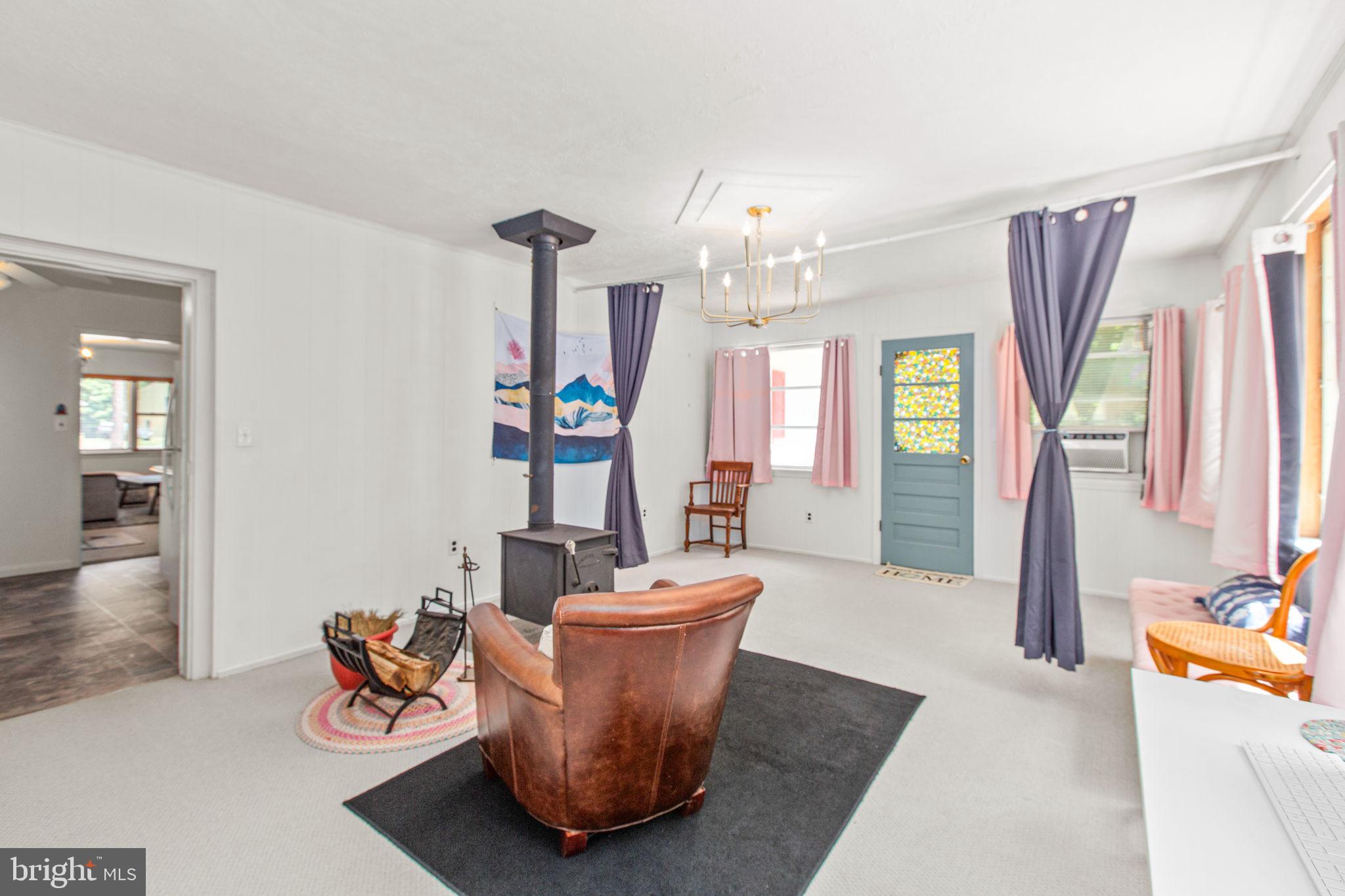 WESTMORELAND SHORES - Residential
