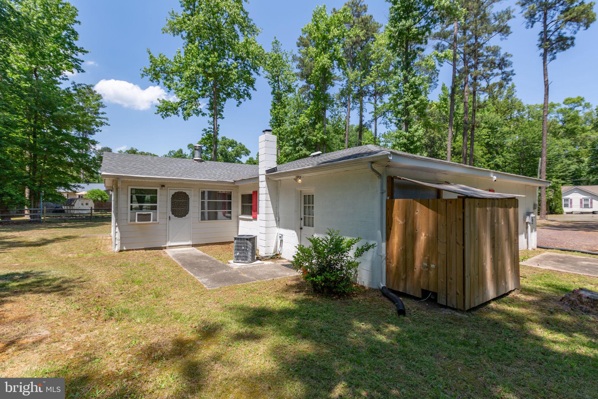 WESTMORELAND SHORES - Residential