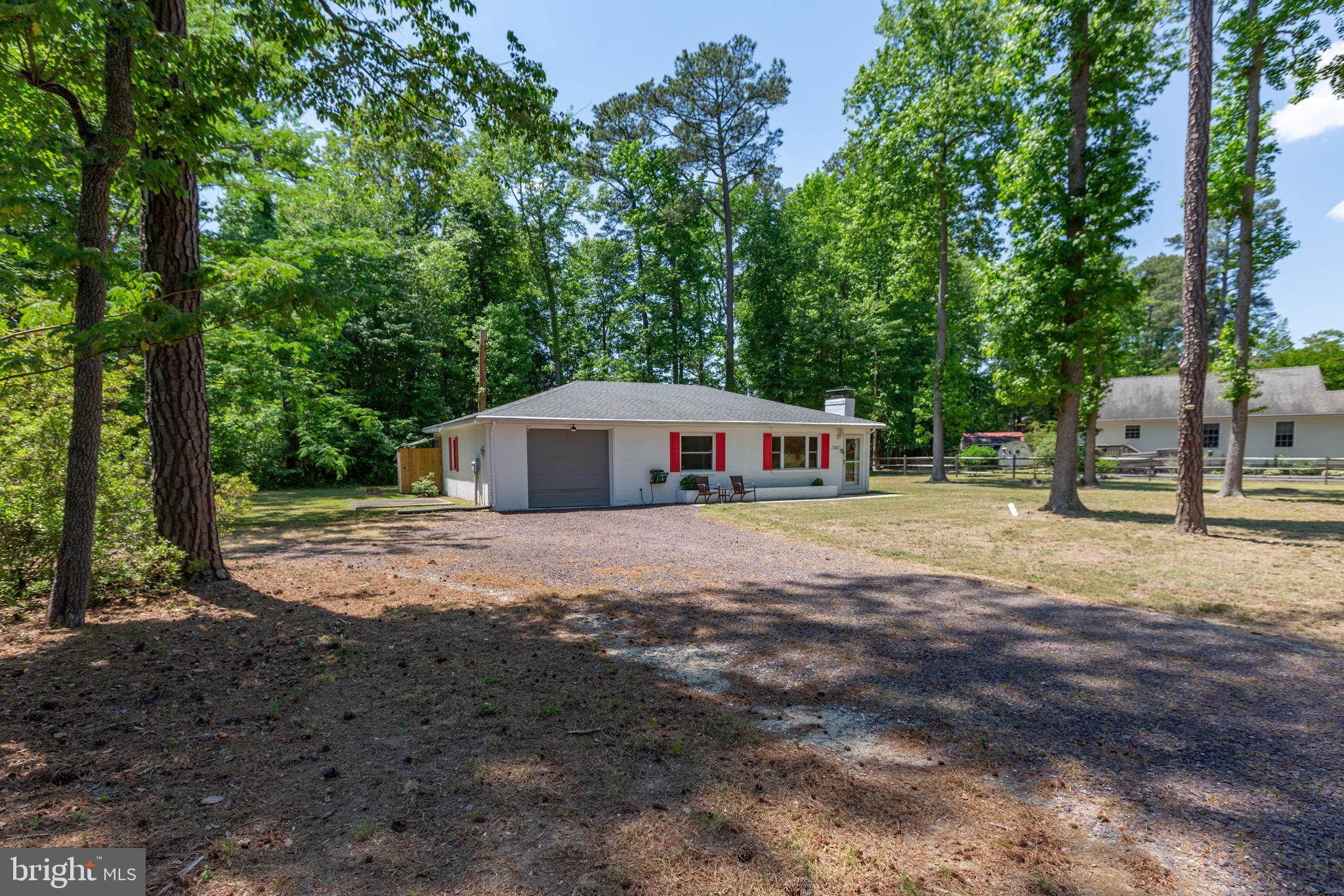 WESTMORELAND SHORES - Residential