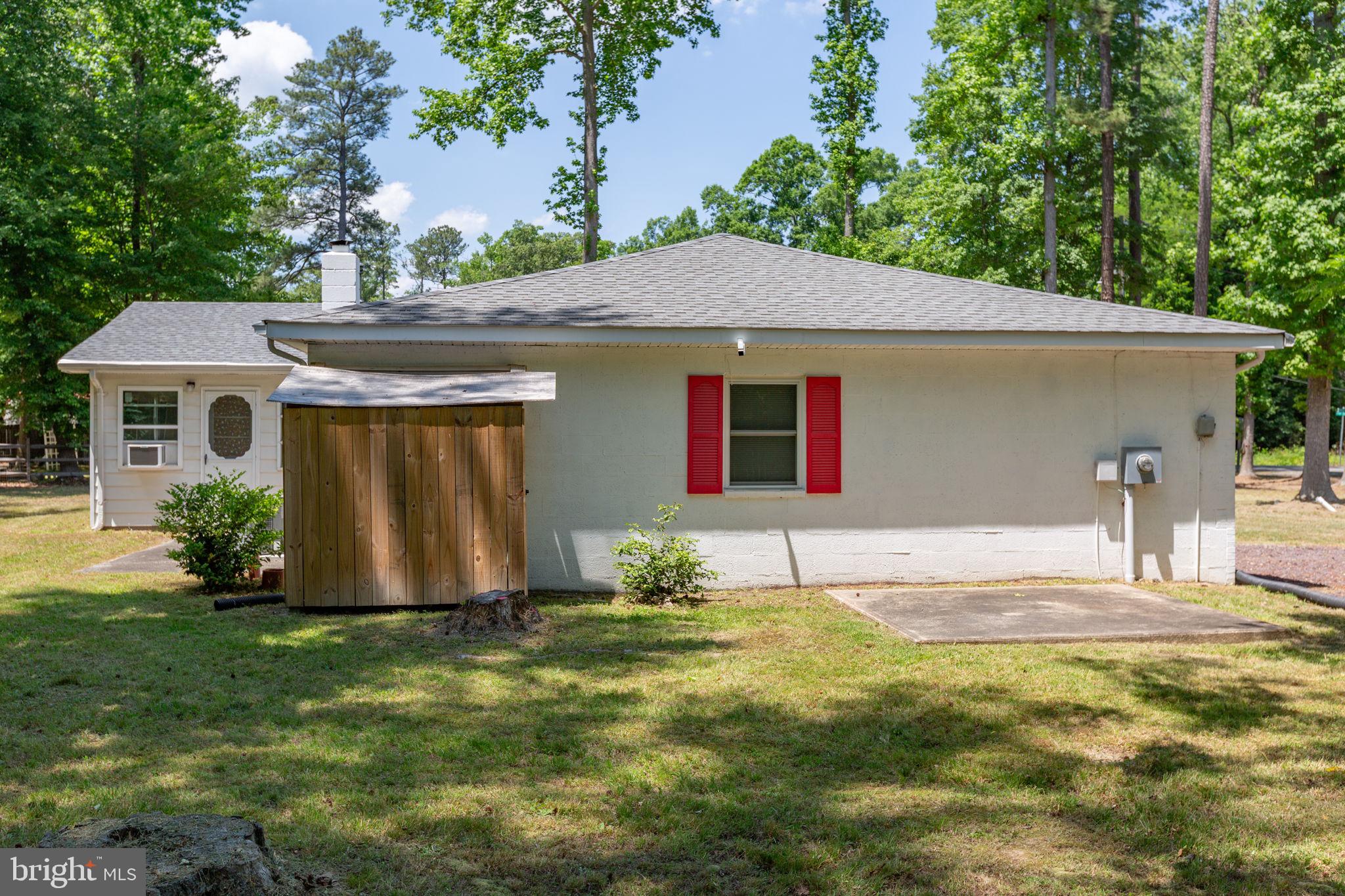 WESTMORELAND SHORES - Residential