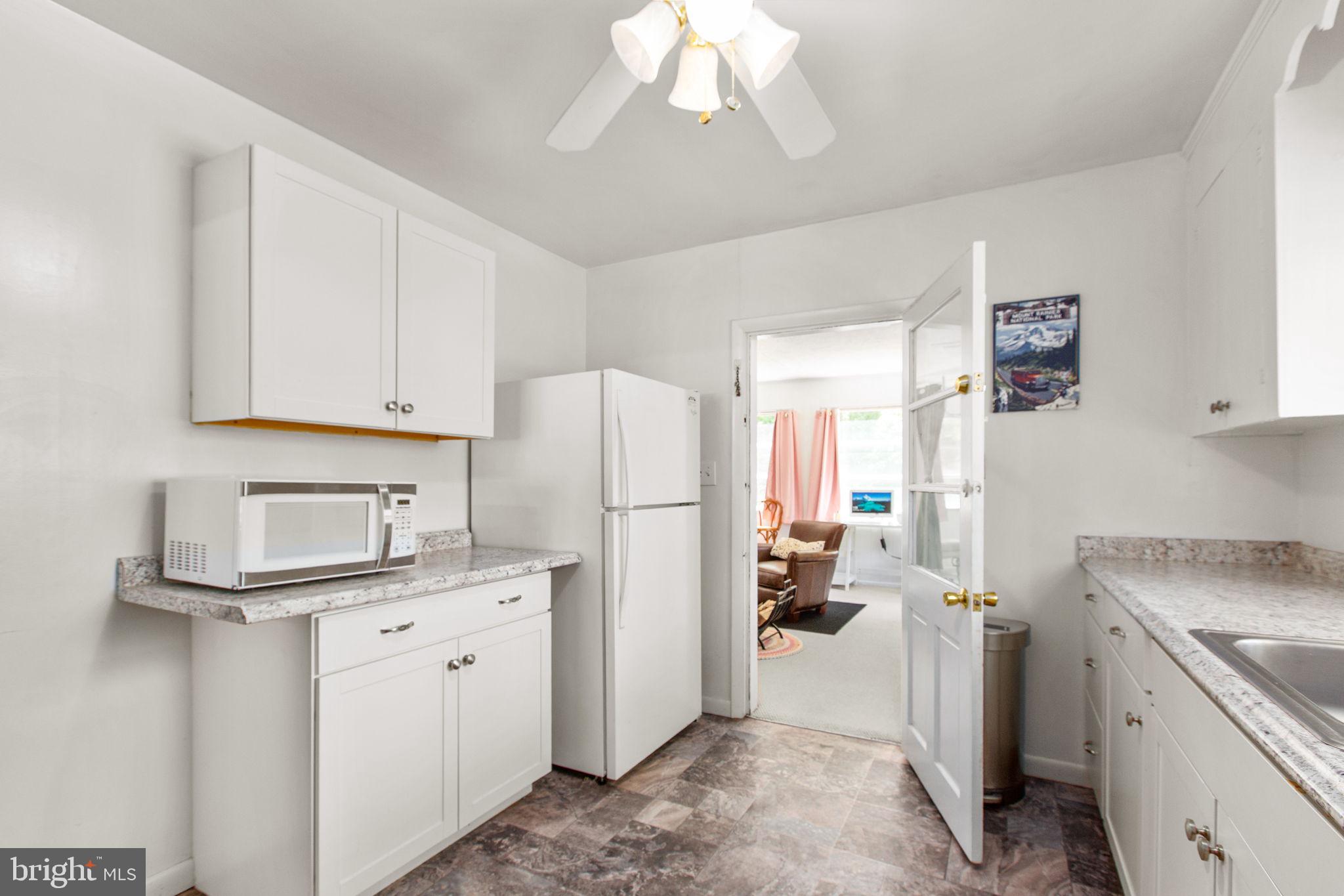 WESTMORELAND SHORES - Residential