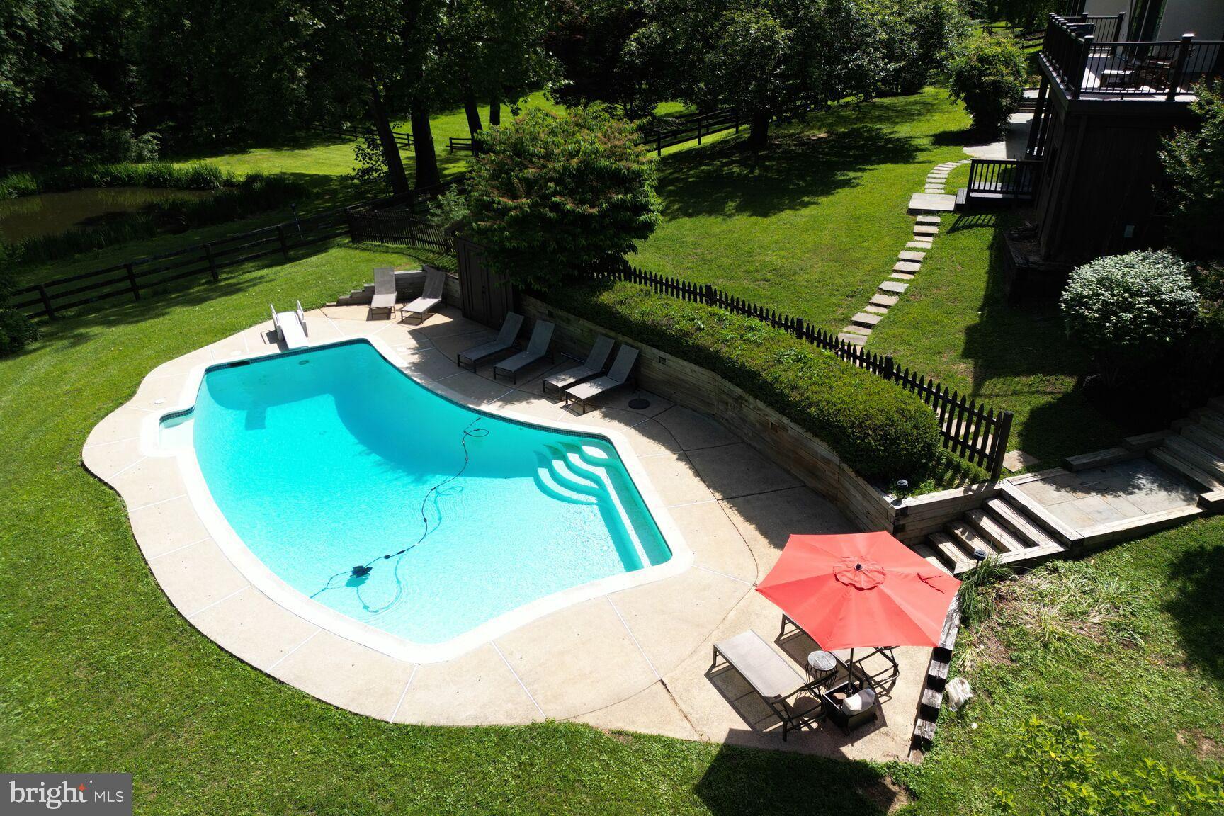 CORNWELL FARM - Residential