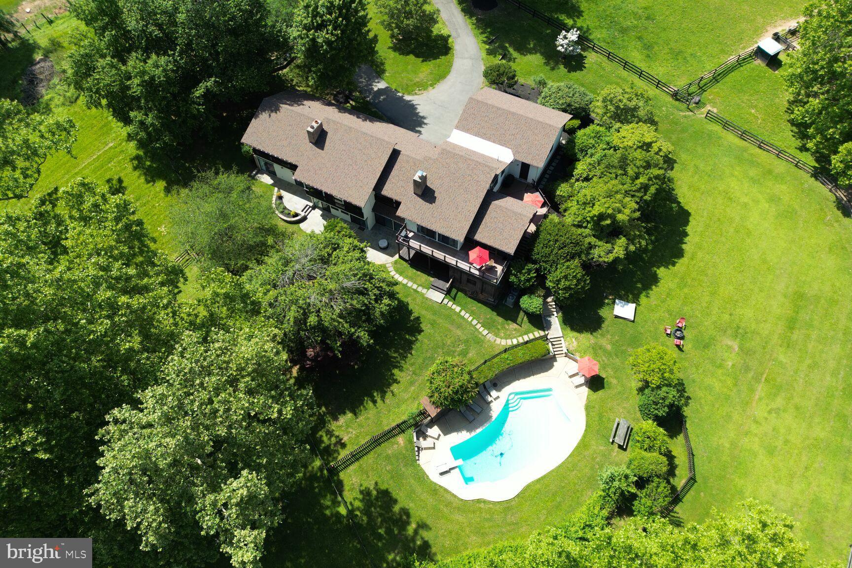 CORNWELL FARM - Residential