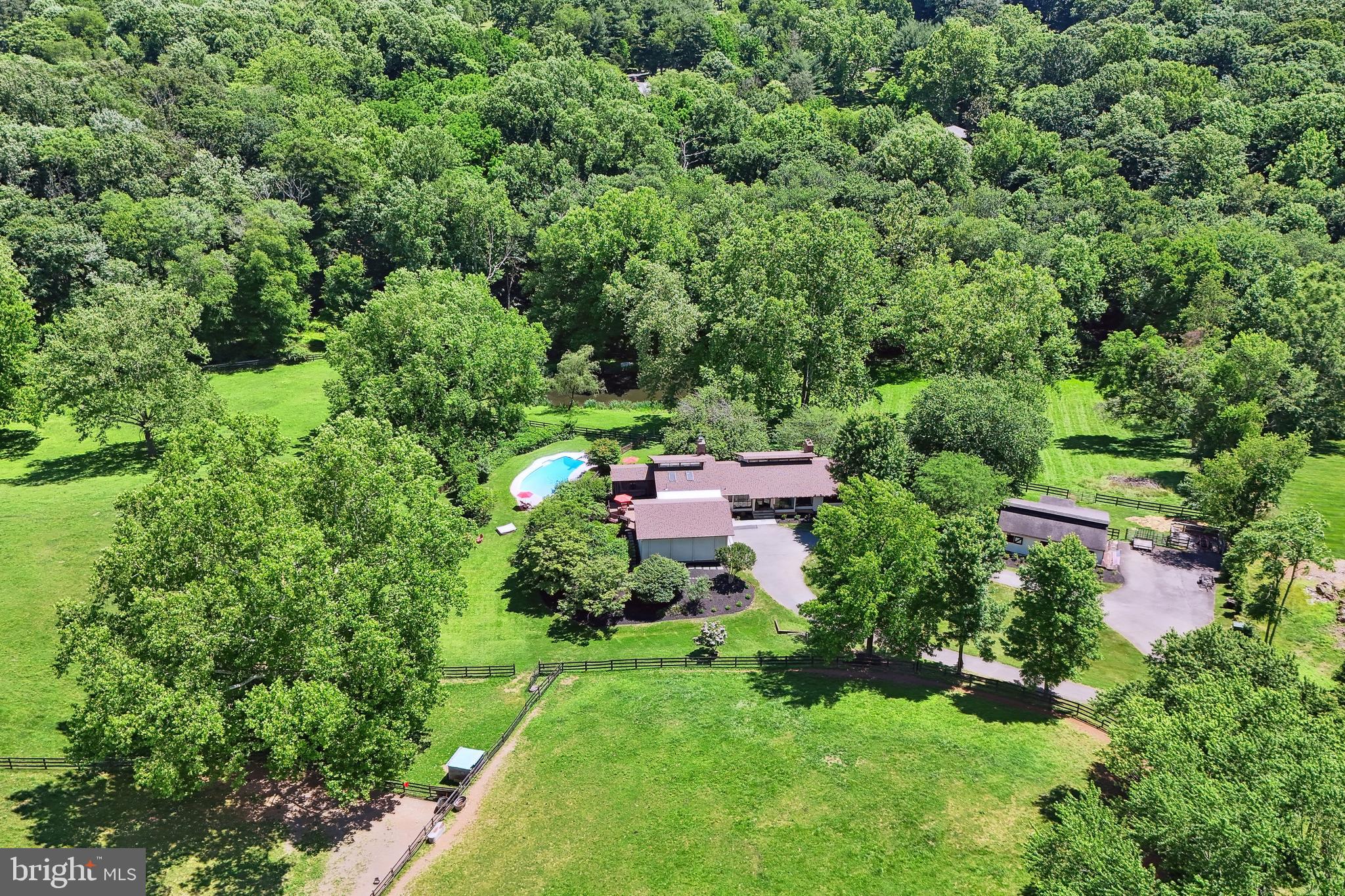 CORNWELL FARM - Residential