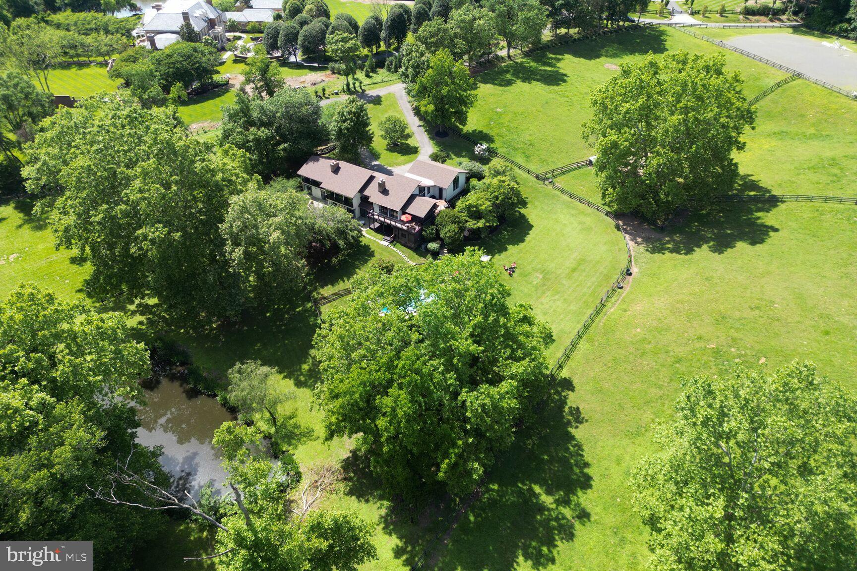 CORNWELL FARM - Residential