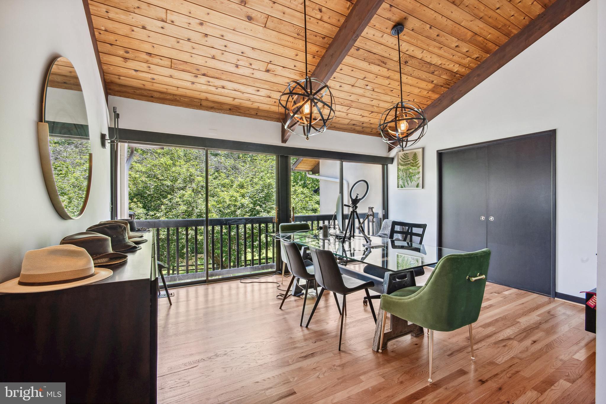 CORNWELL FARM - Residential