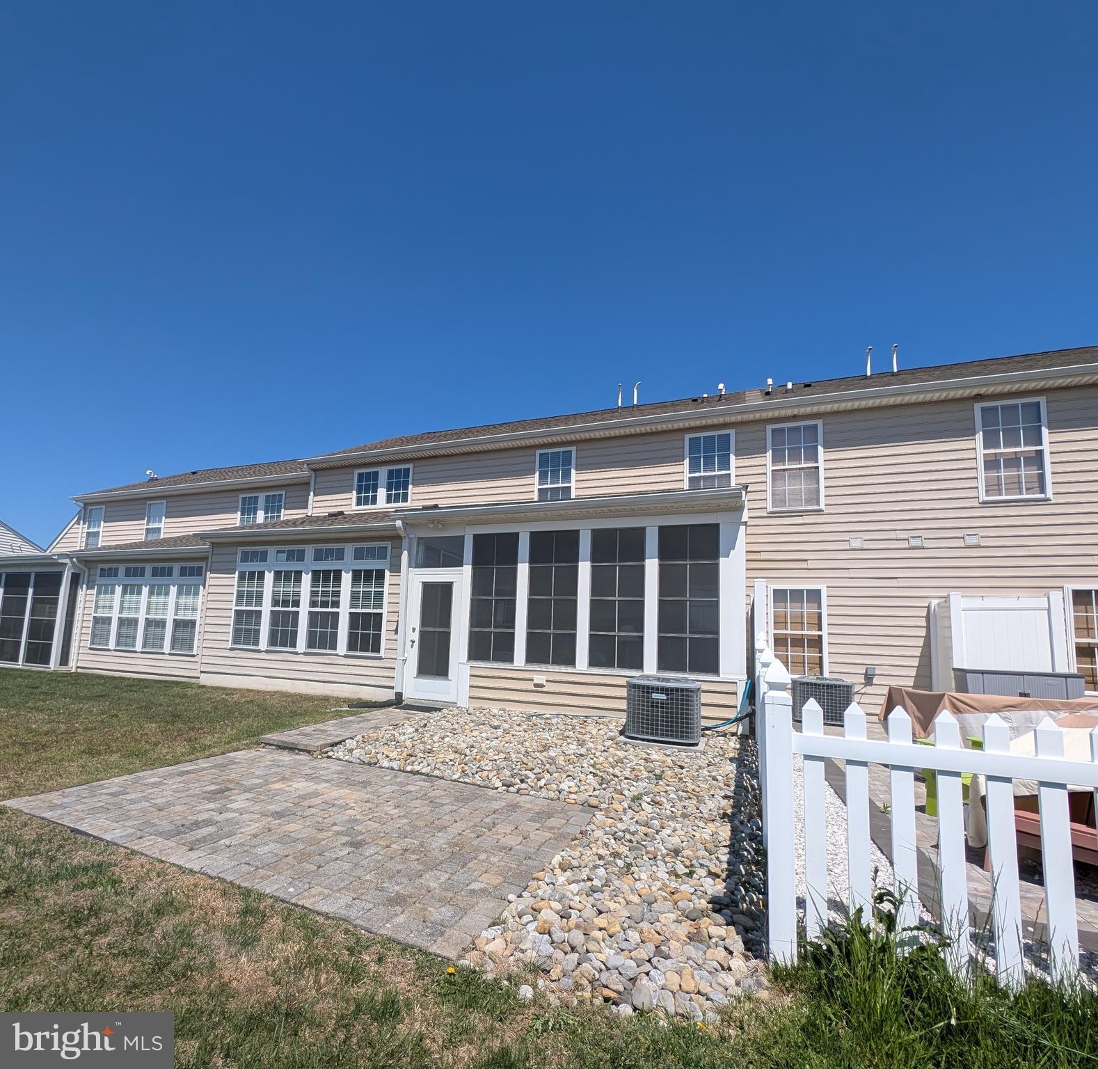 BAYVIEW LANDING - Residential