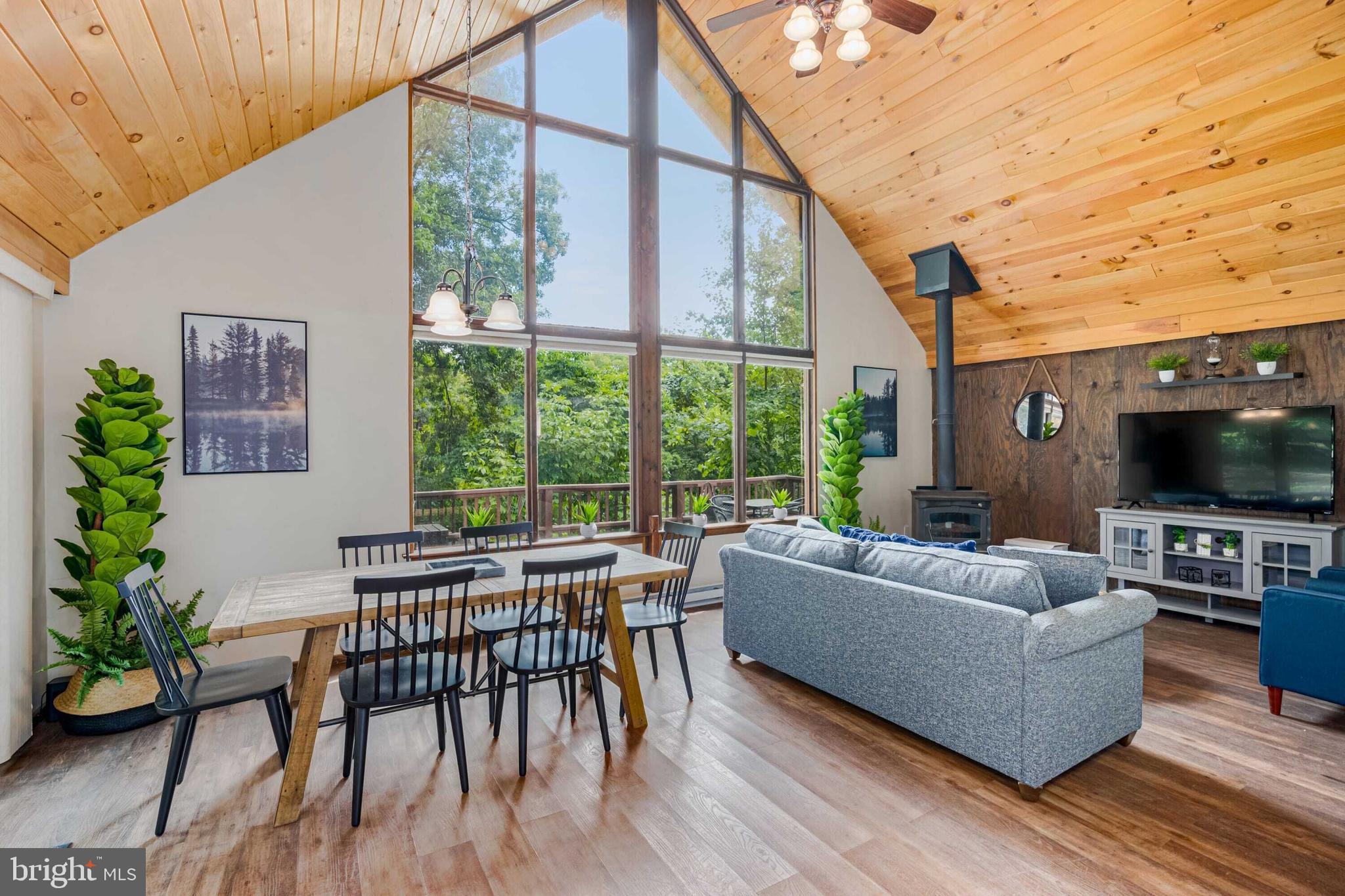 SLEEPY HOLLOW - Residential