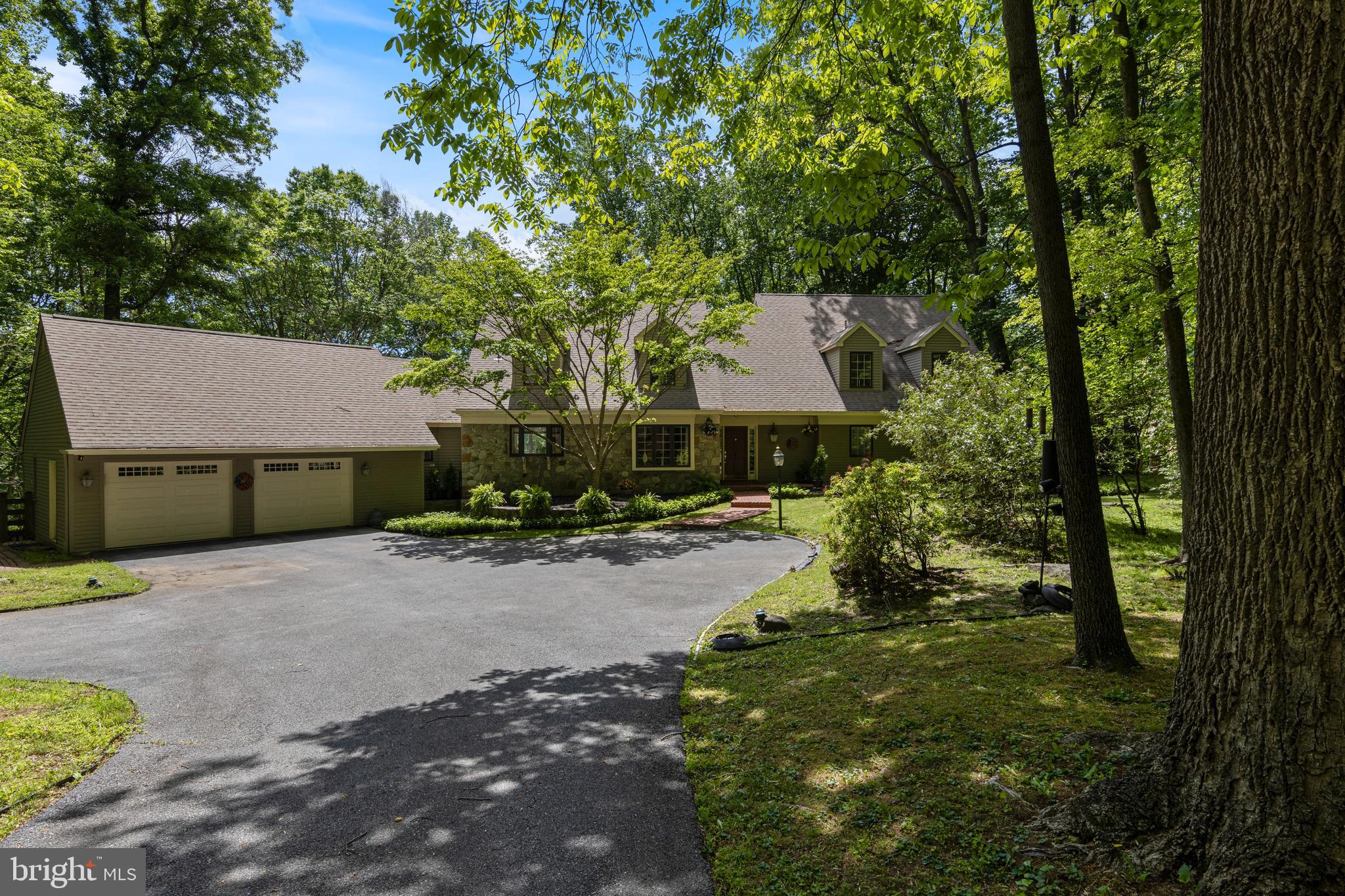 THE WOODS - Residential