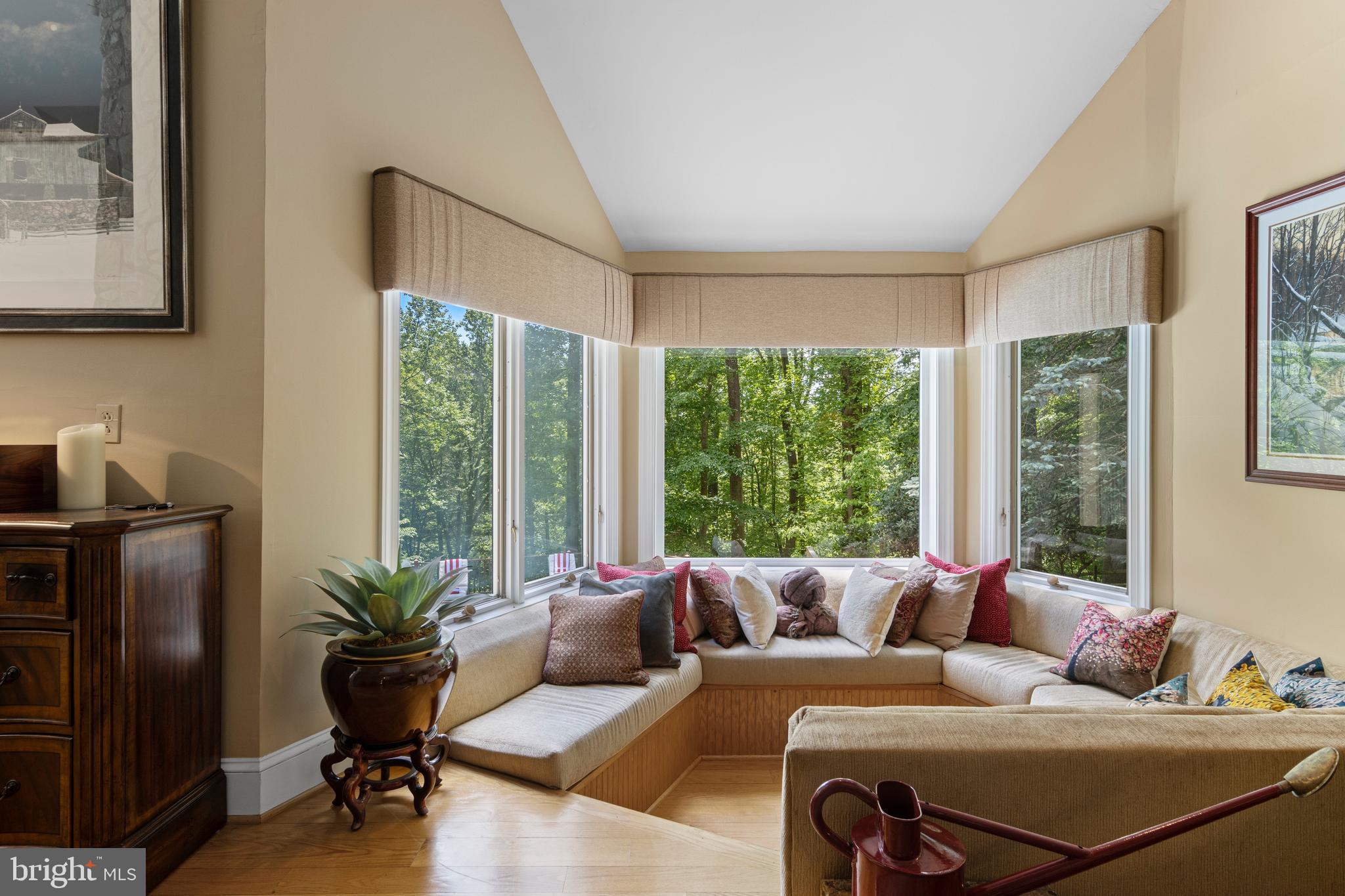 THE WOODS - Residential