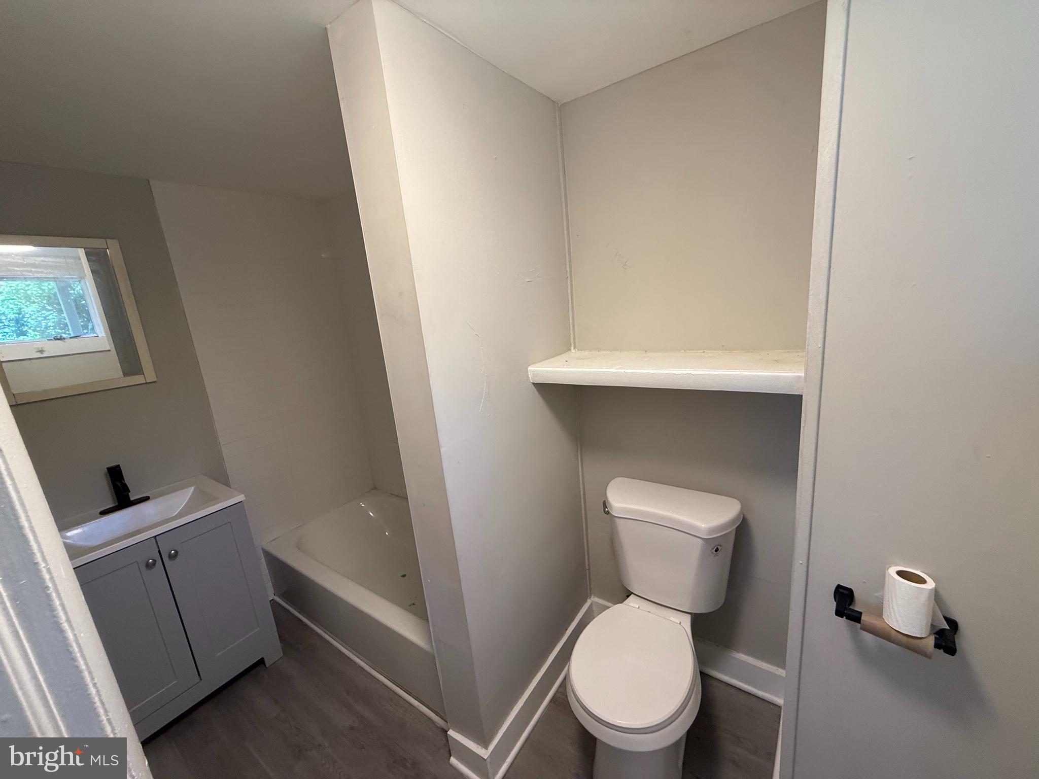 300 W FOUNDRY STREET