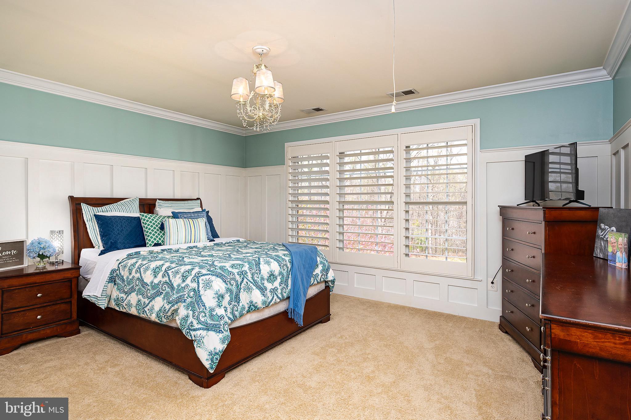 RIVER CREEK - Residential