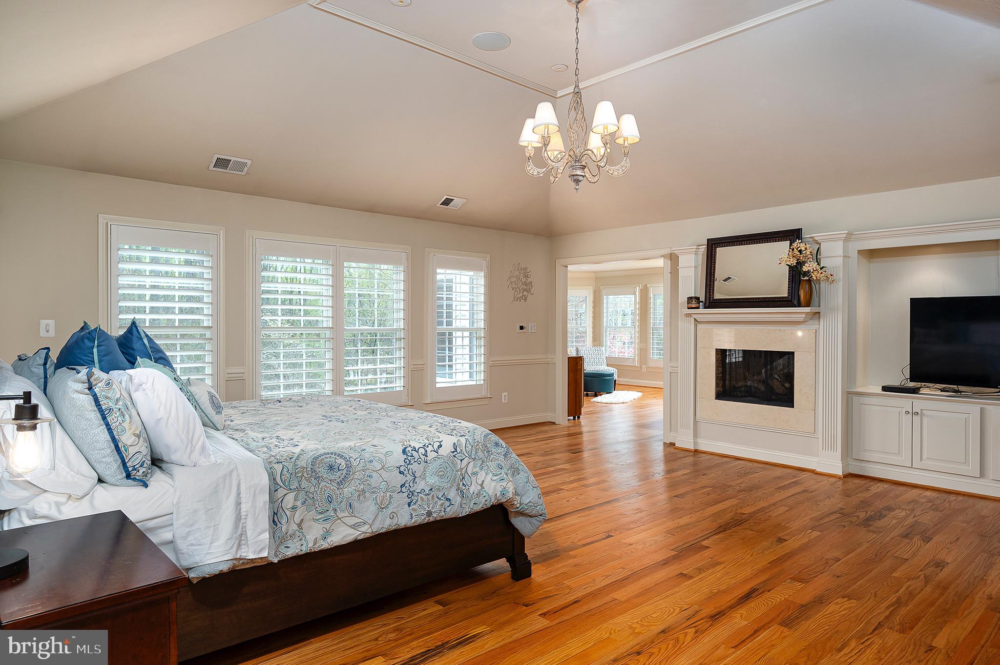 RIVER CREEK - Residential