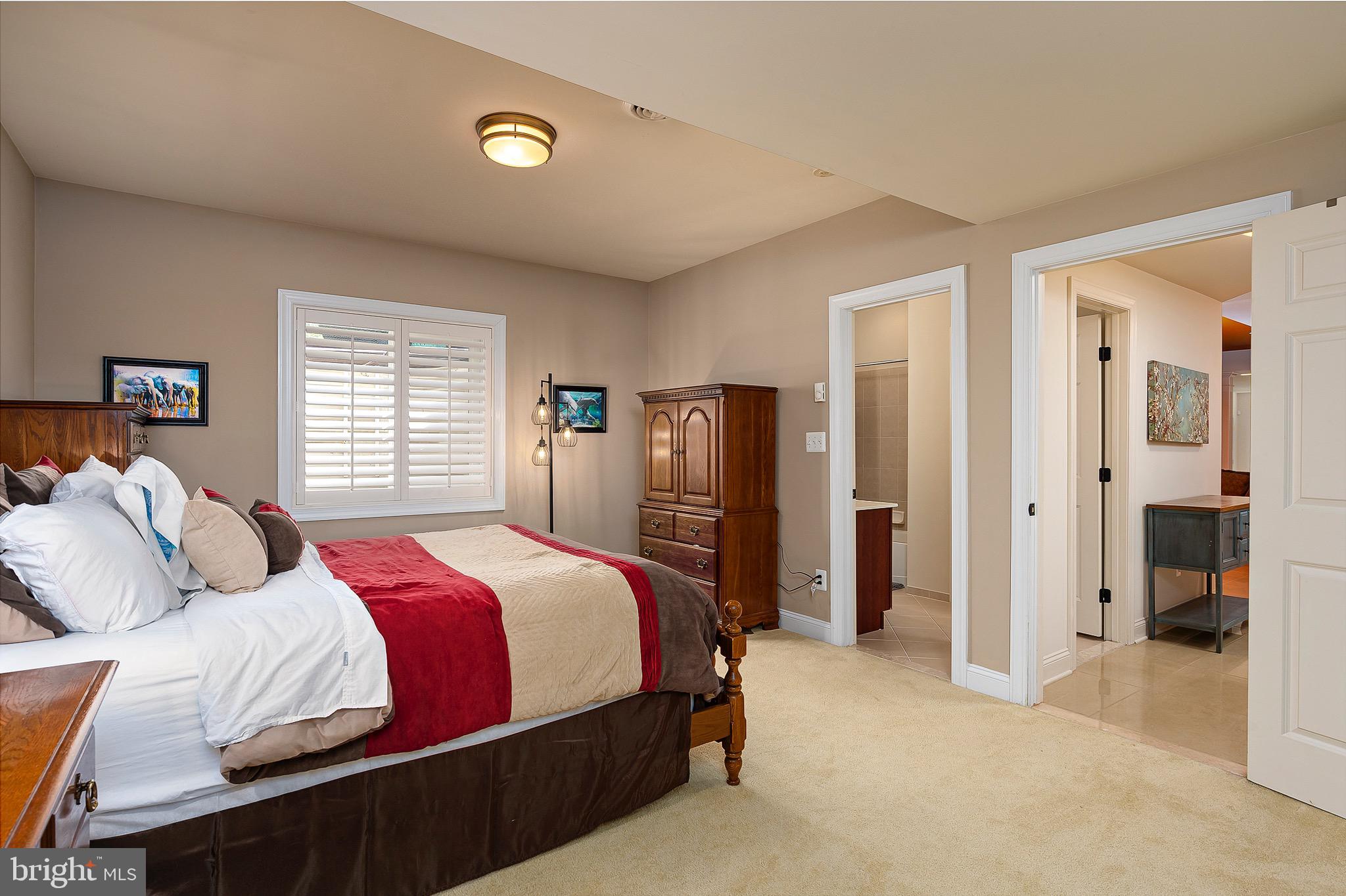 RIVER CREEK - Residential