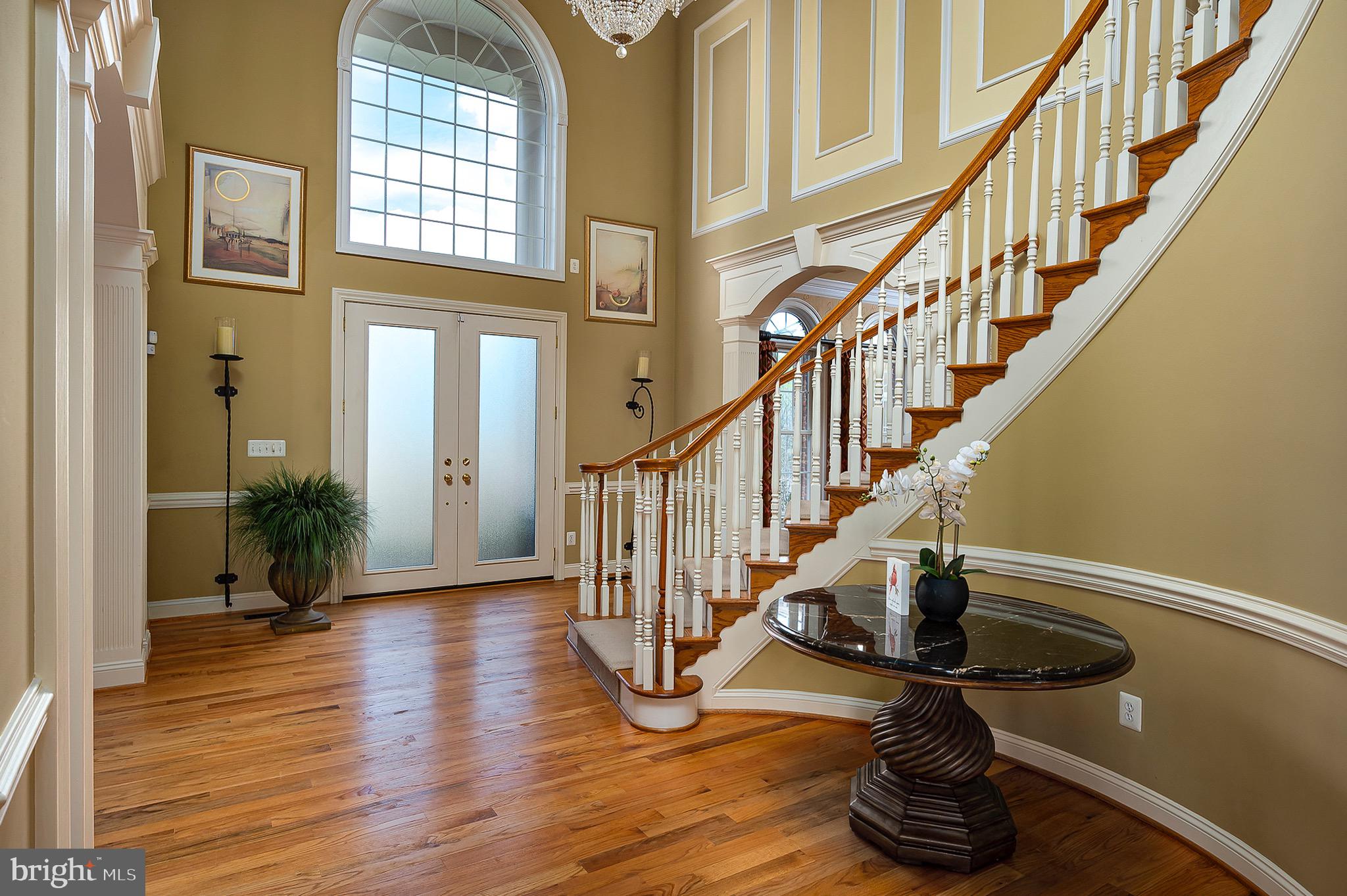 RIVER CREEK - Residential