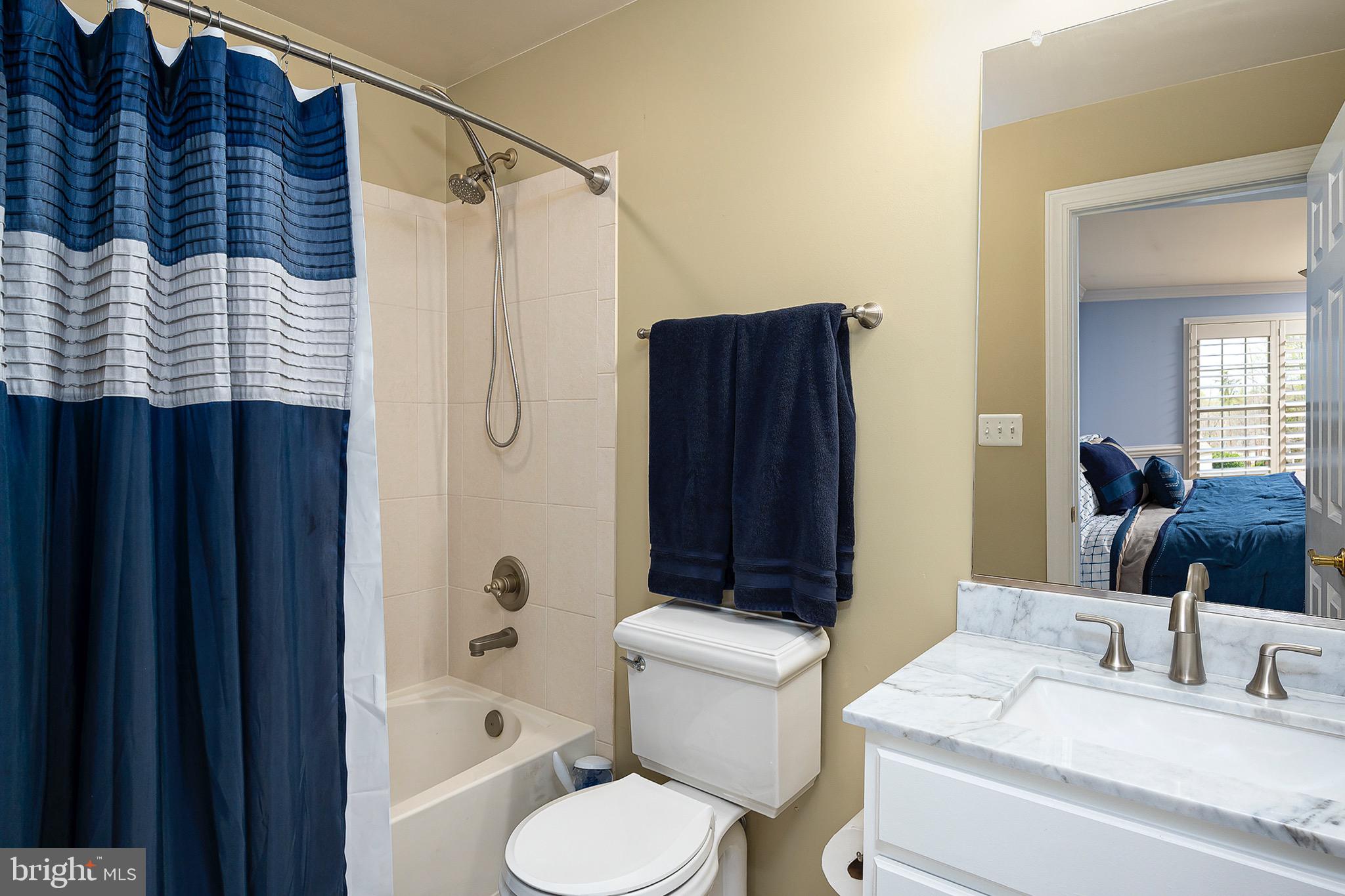 RIVER CREEK - Residential