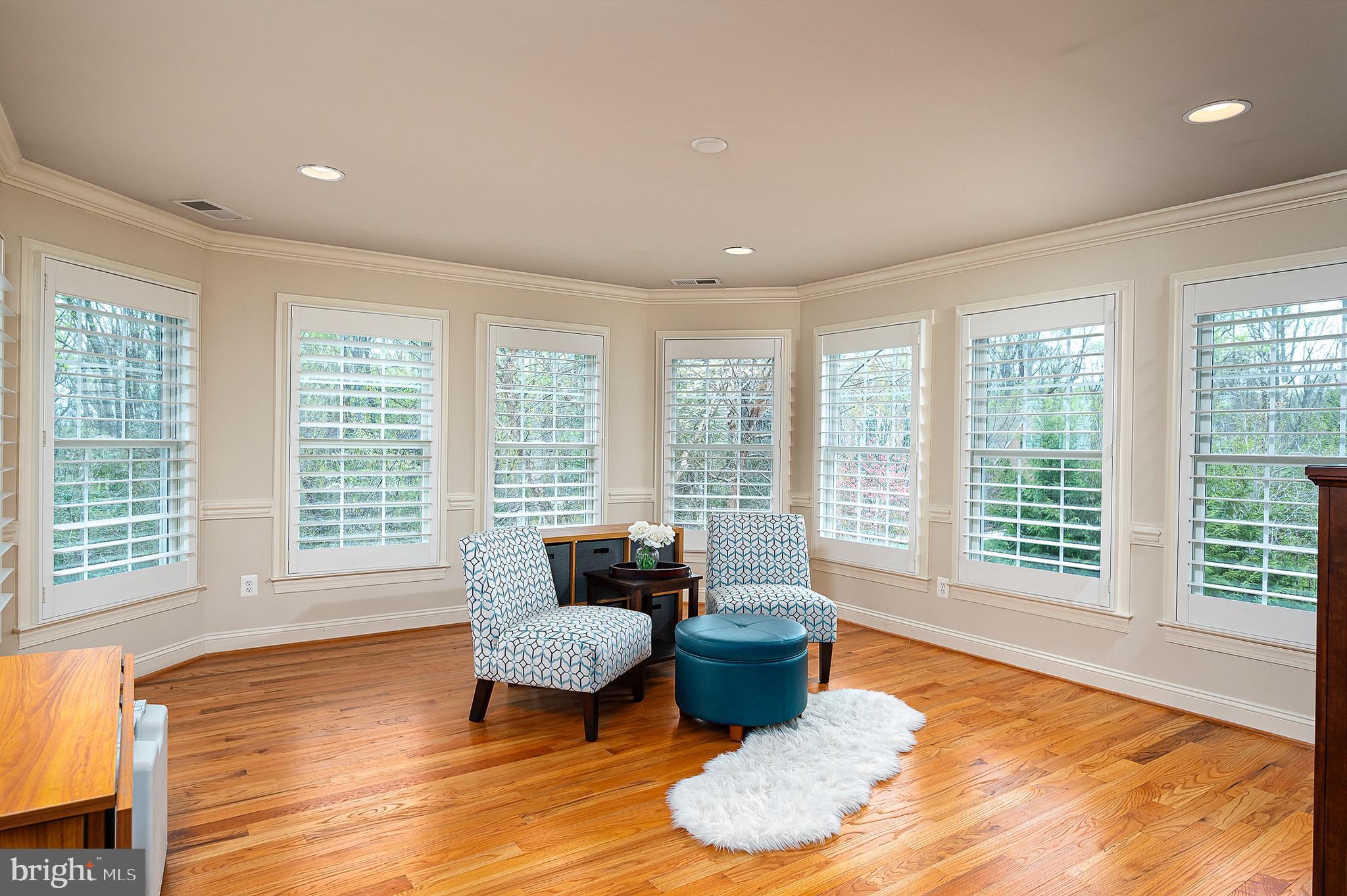 RIVER CREEK - Residential