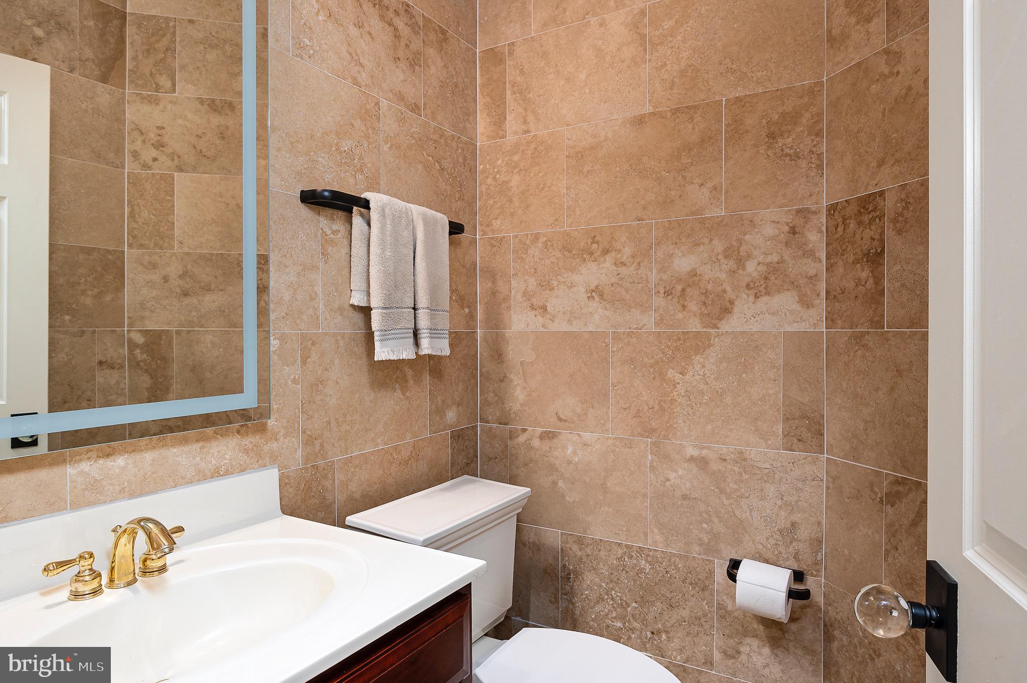 RIVER CREEK - Residential